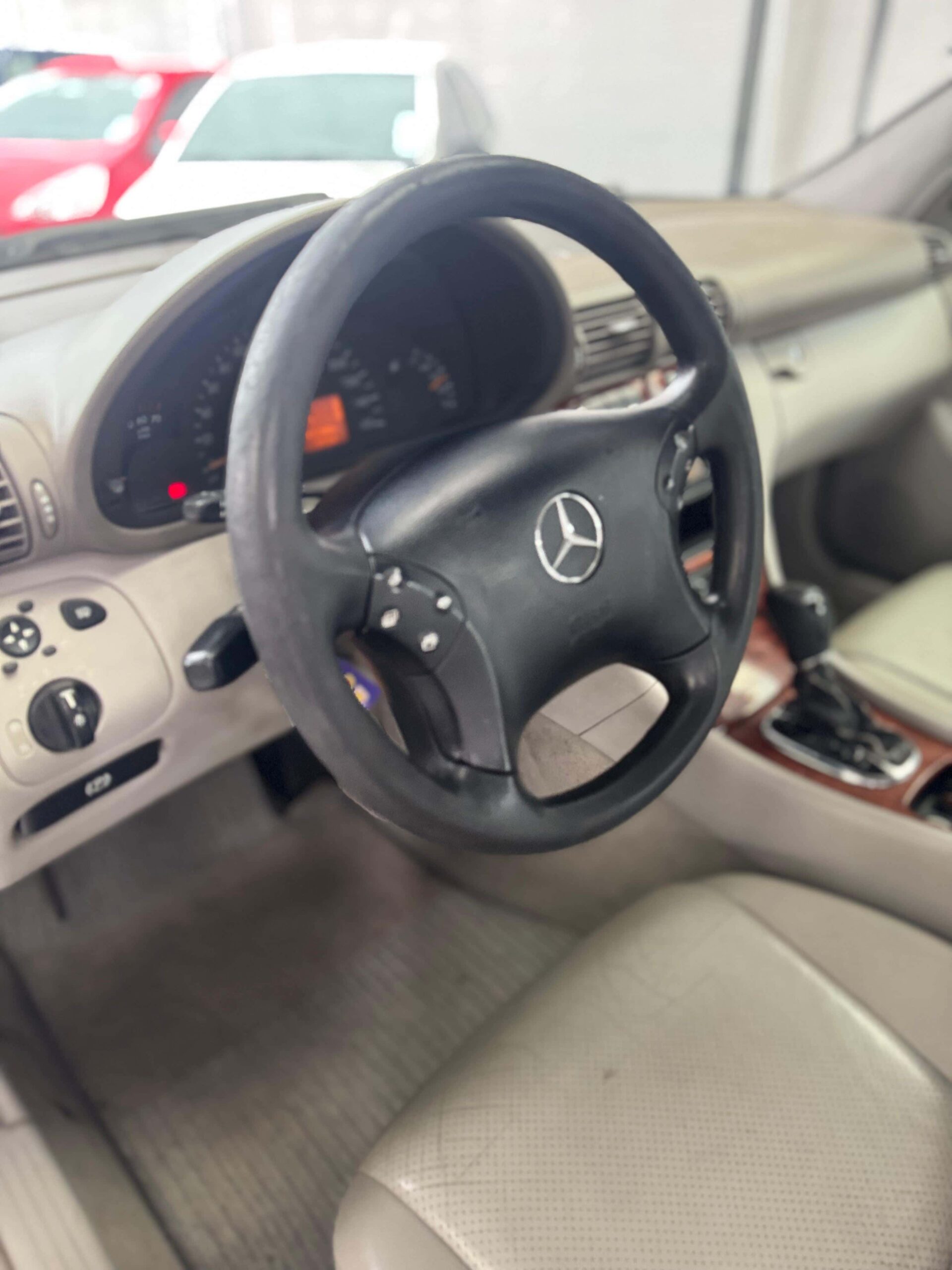 Mercedes Benz – C200K