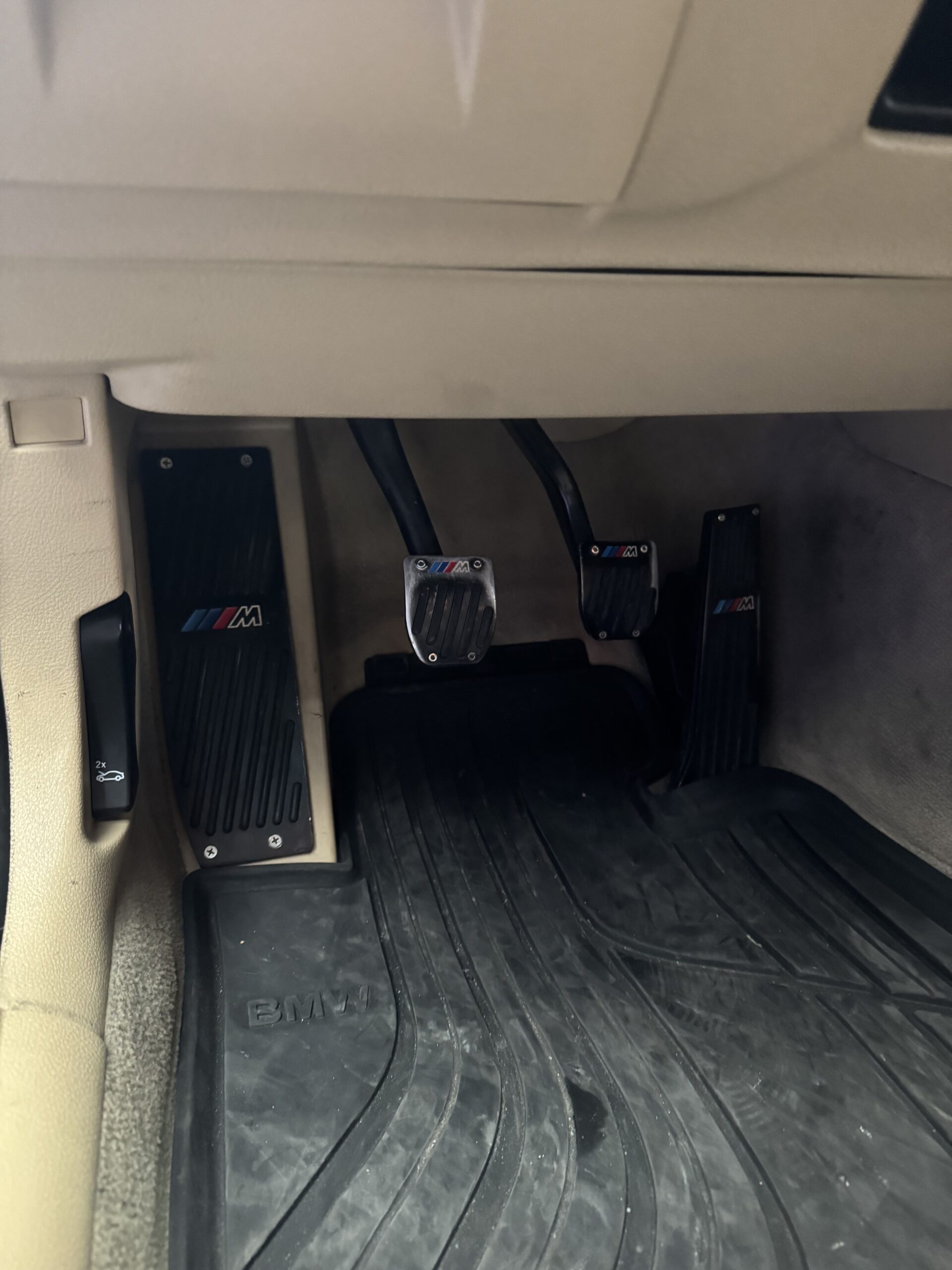 BMW – 320I TM 2.0 5P 4X2