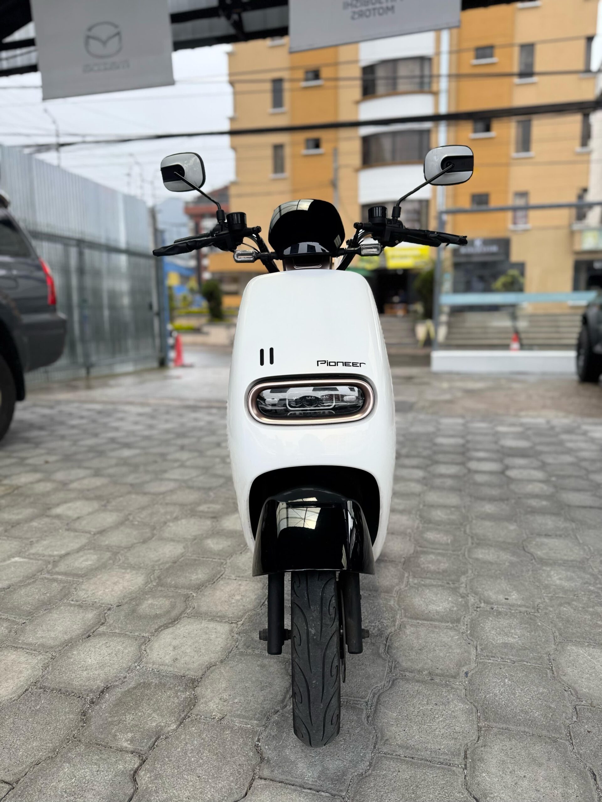 TAILAG – PIONEER EV