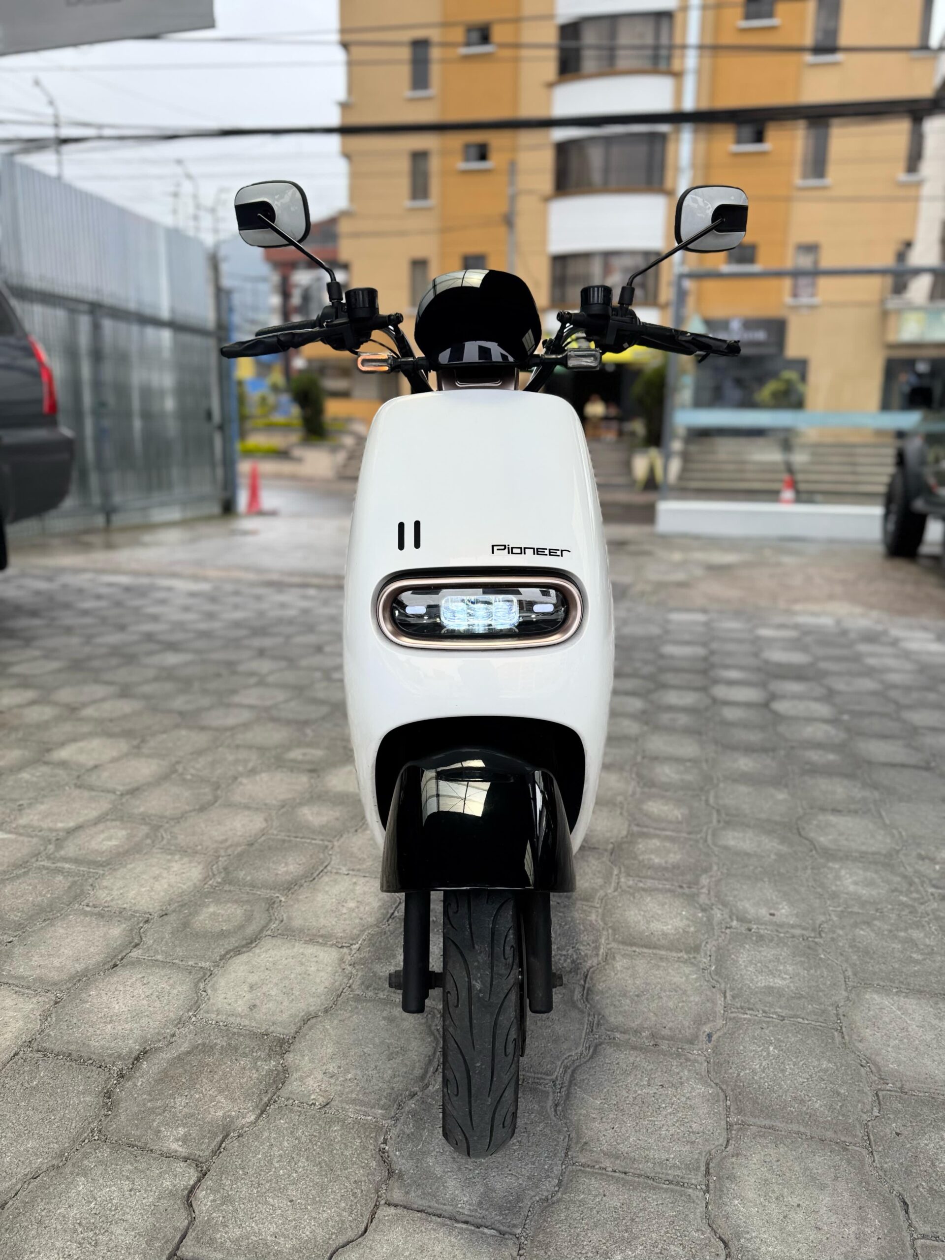 TAILAG – PIONEER EV