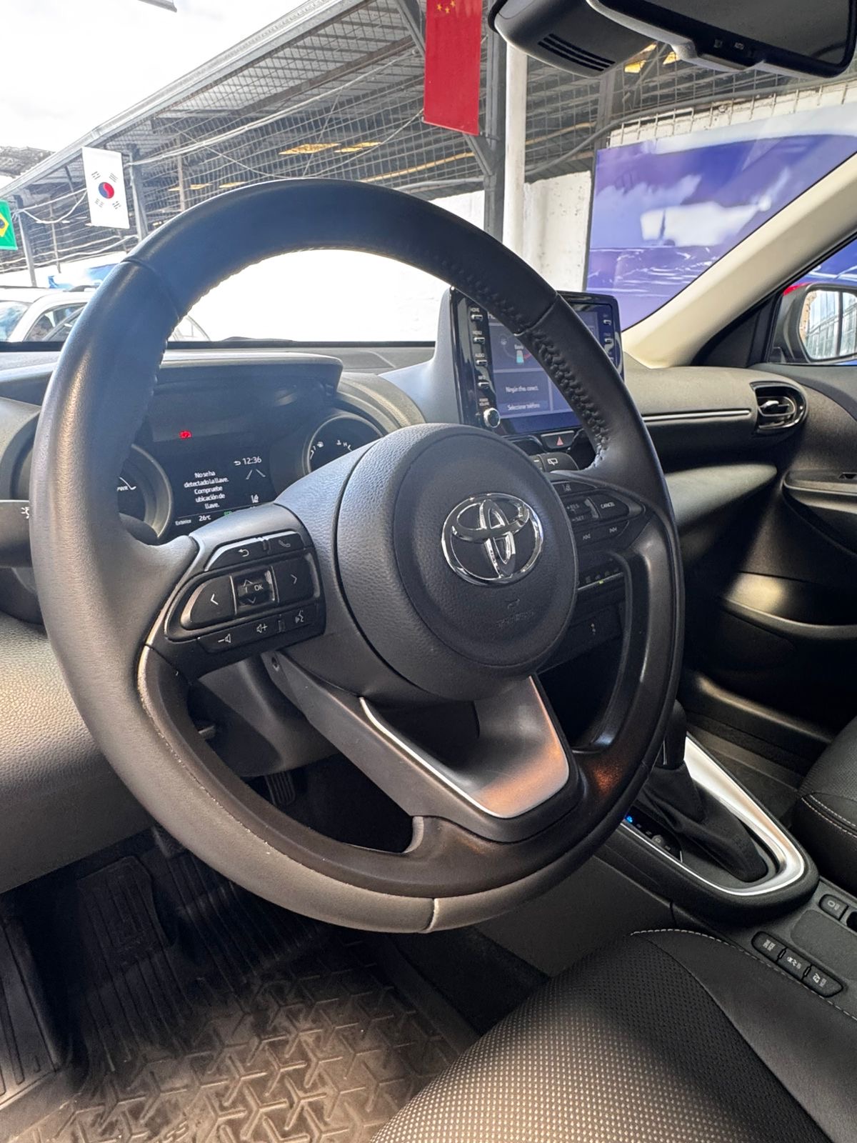 TOYOTA – YARIS CROSS HYBRID 1.5 TA