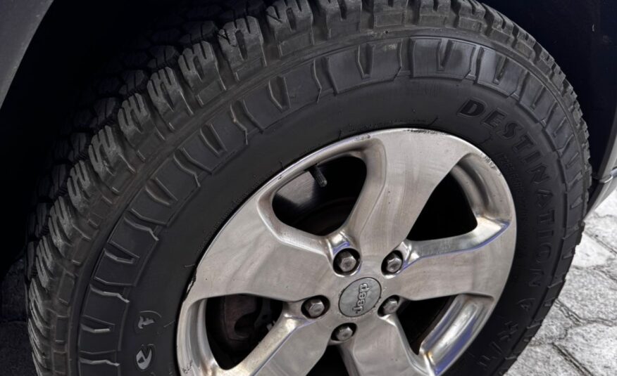 JEEP – GRAND CHEROKEE LAREDO 3.6 4×4