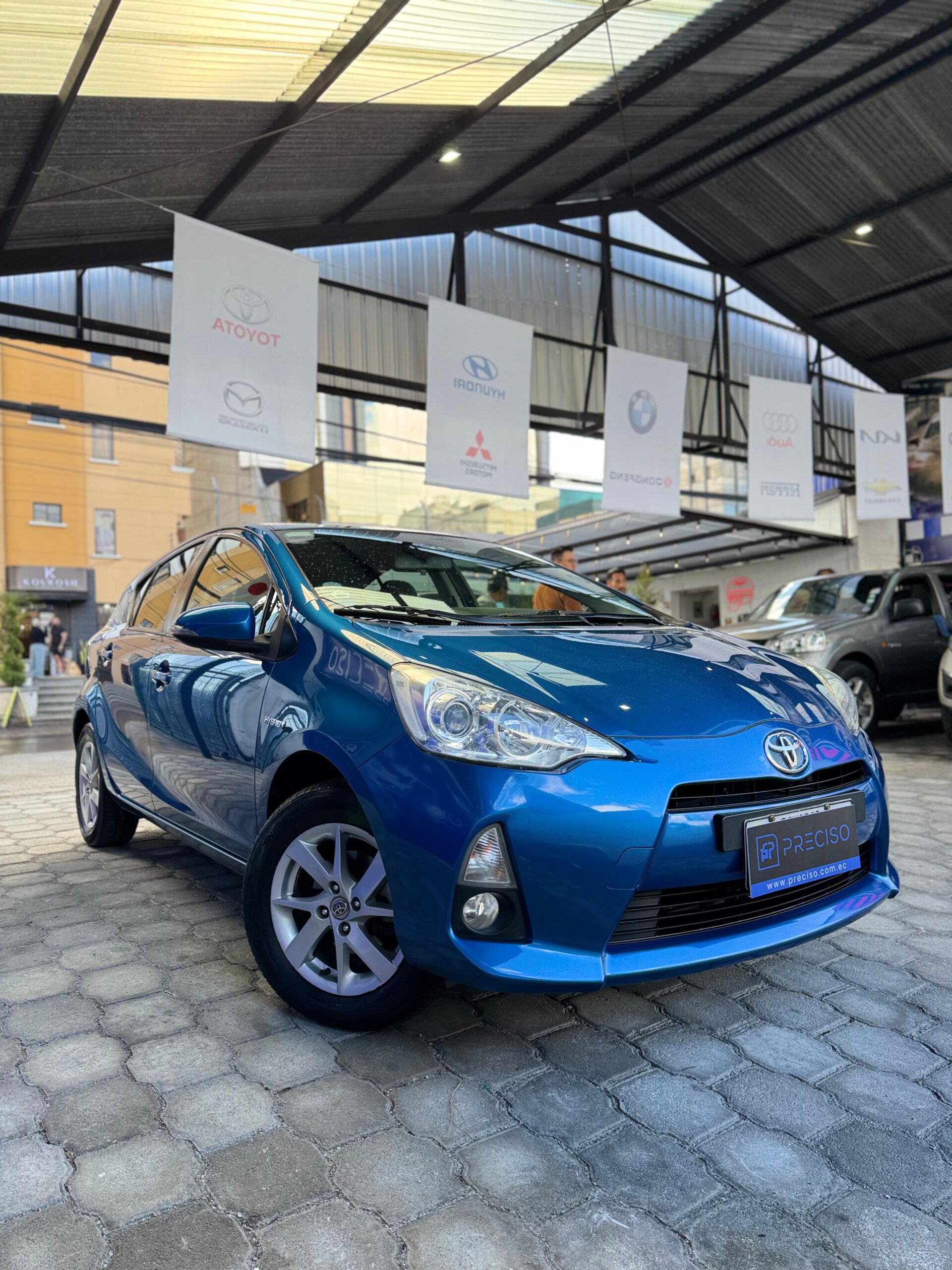 TOYOTA – PRIUS C SPORT AC 1.5 HYBRID TA
