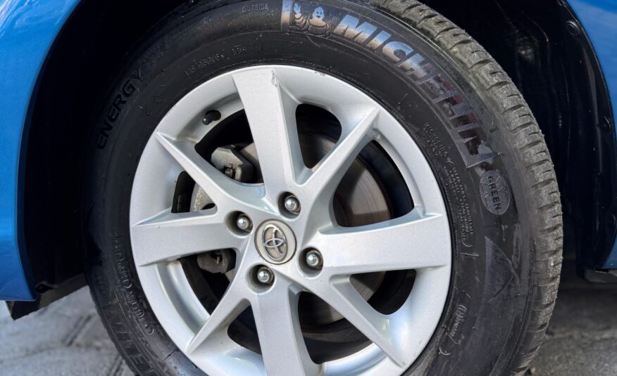 TOYOTA – PRIUS C SPORT AC 1.5 HYBRID TA