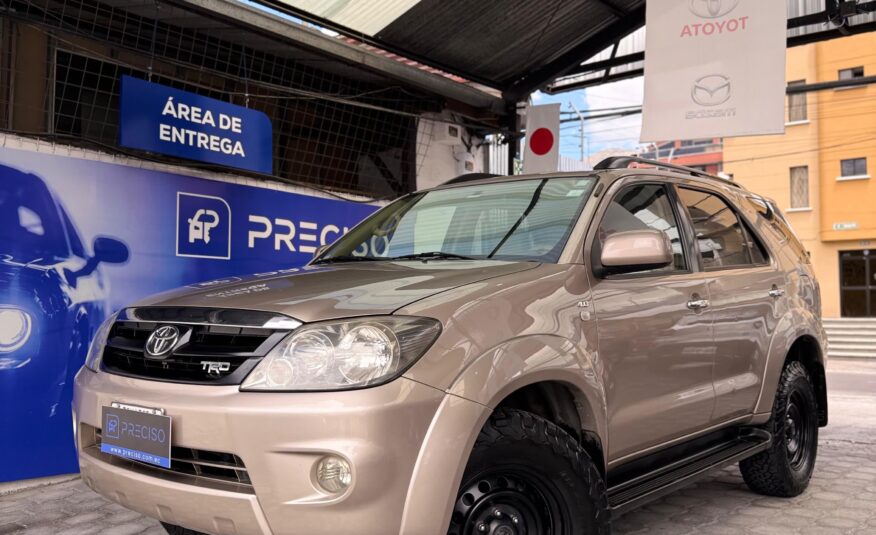 TOYOTA – FORTUNER 4.0 4×4 TM