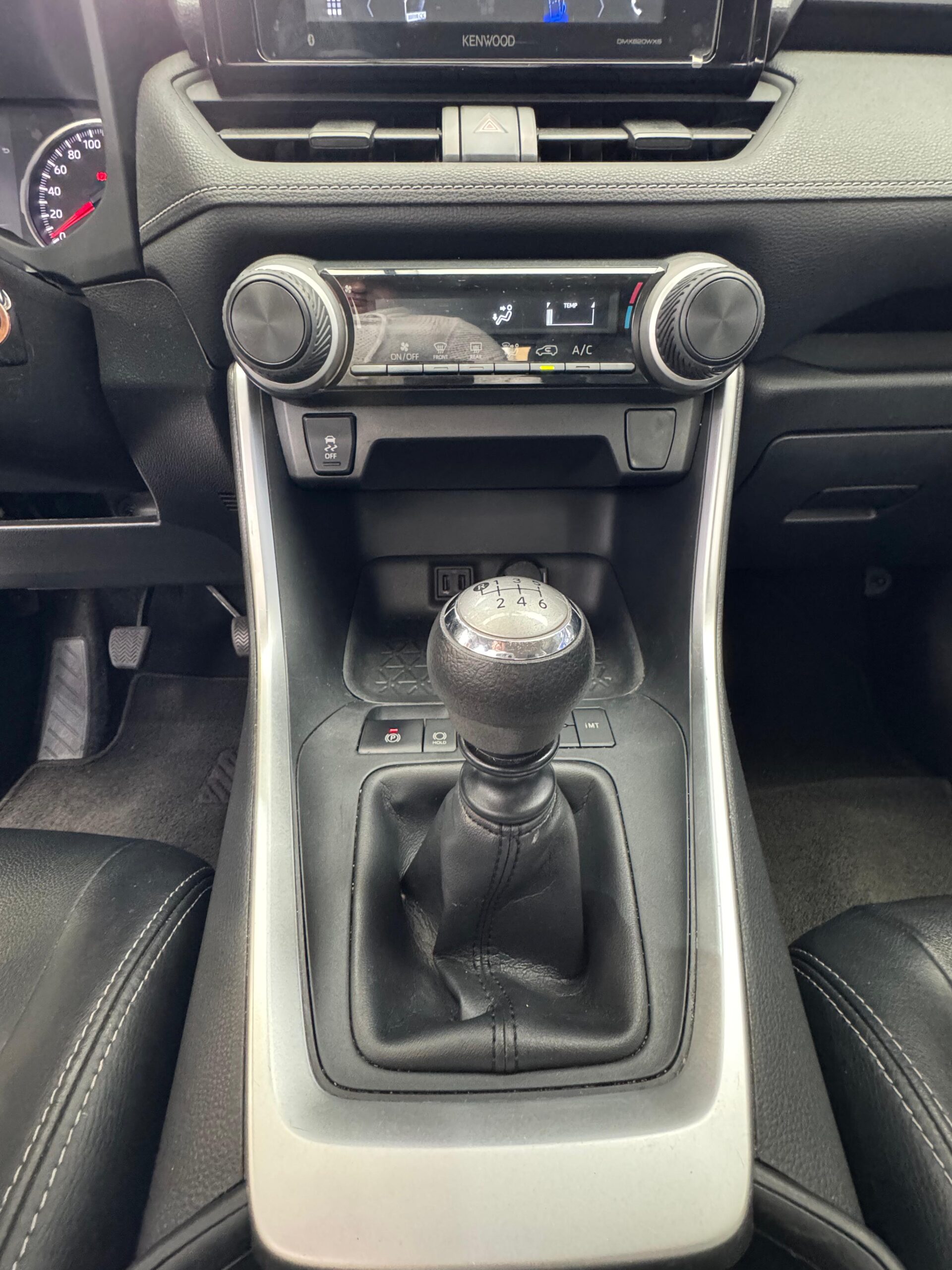 TOYOTA – RAV4 AC 2.0 TM