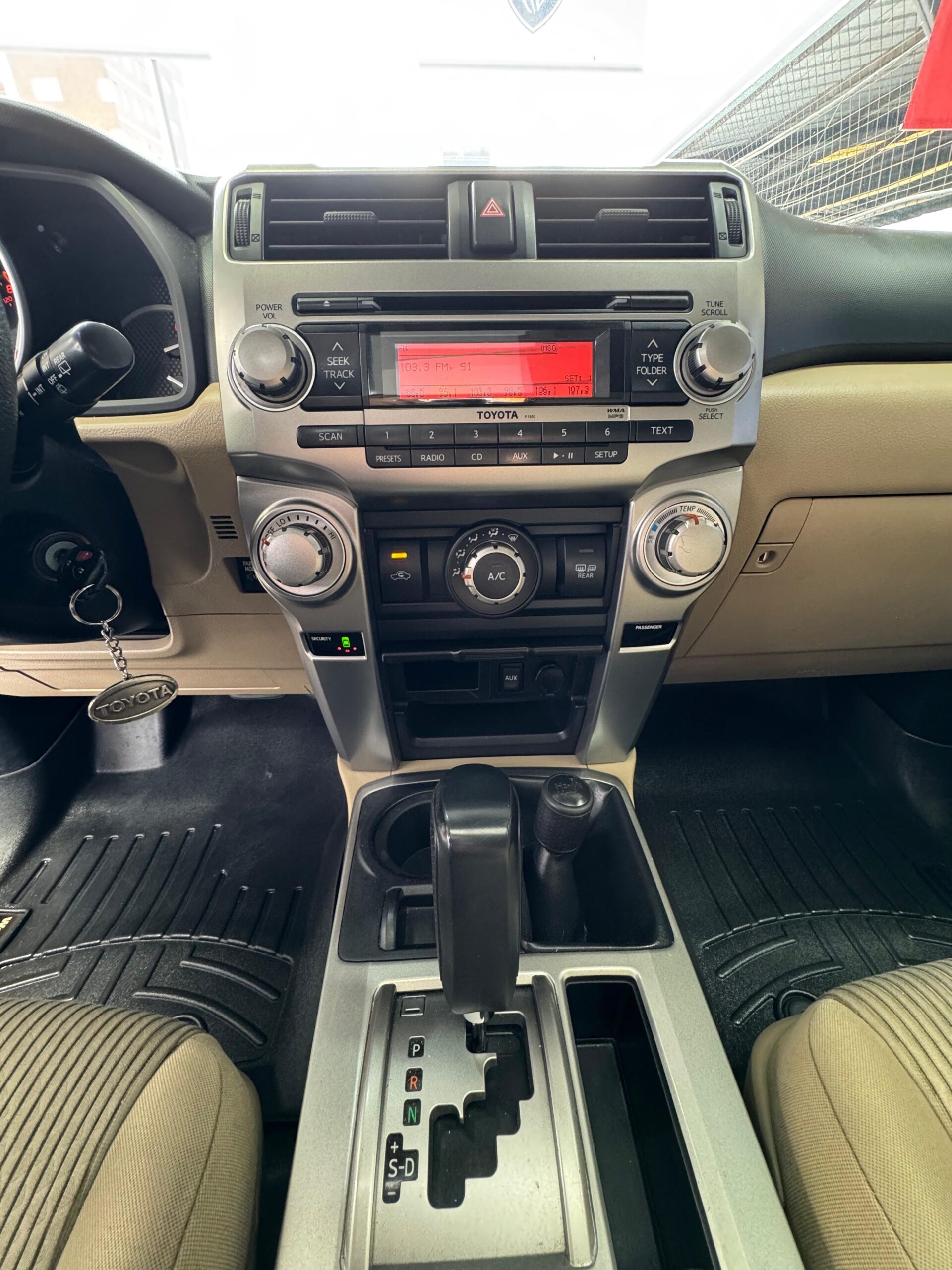 TOYOTA – 4RUNNER SR5 PREMIUM 4.0 4×4 TA