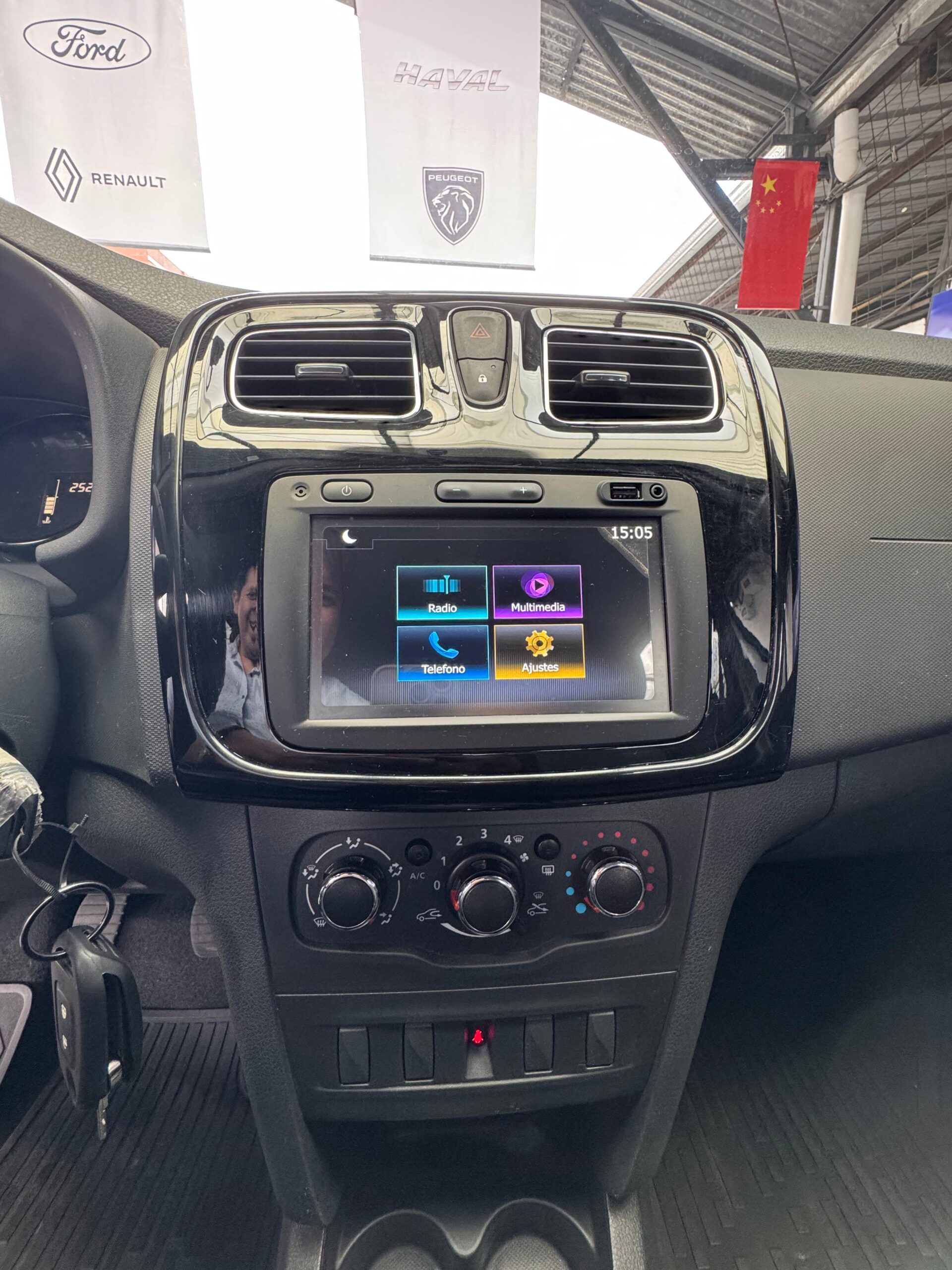 RENAULT – LOGAN ZEN FASE II AC 1.6 TM