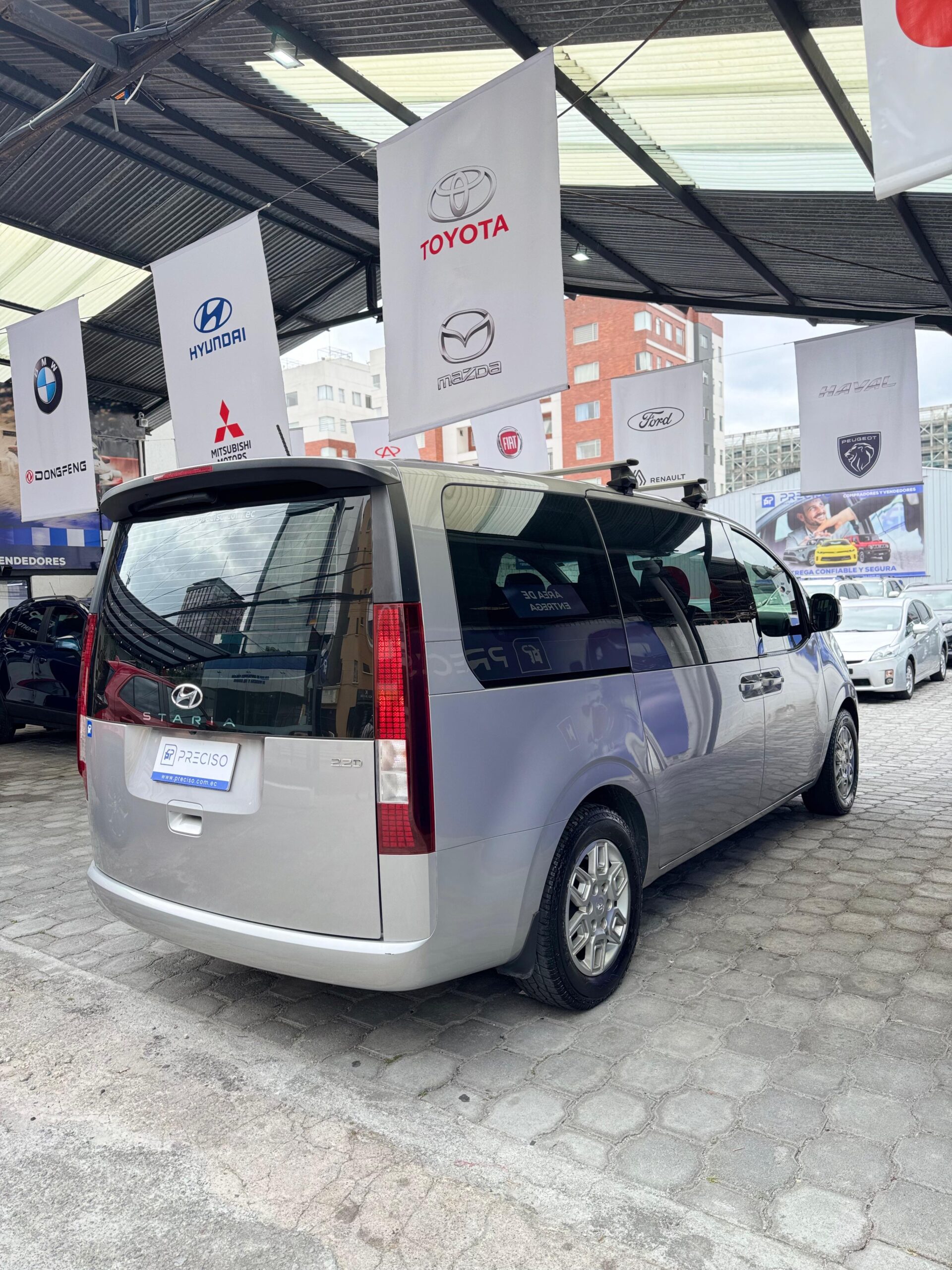 HYUNDAI – STARIA 11 PAS GL AC 2.2 5P 4X2 TM DIESEL