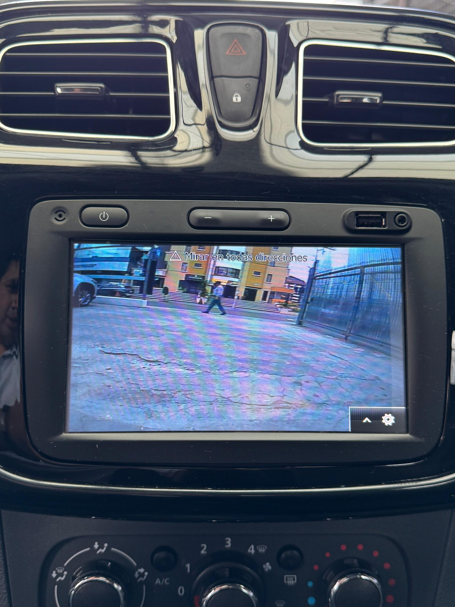 RENAULT – LOGAN ZEN FASE II AC 1.6 TM