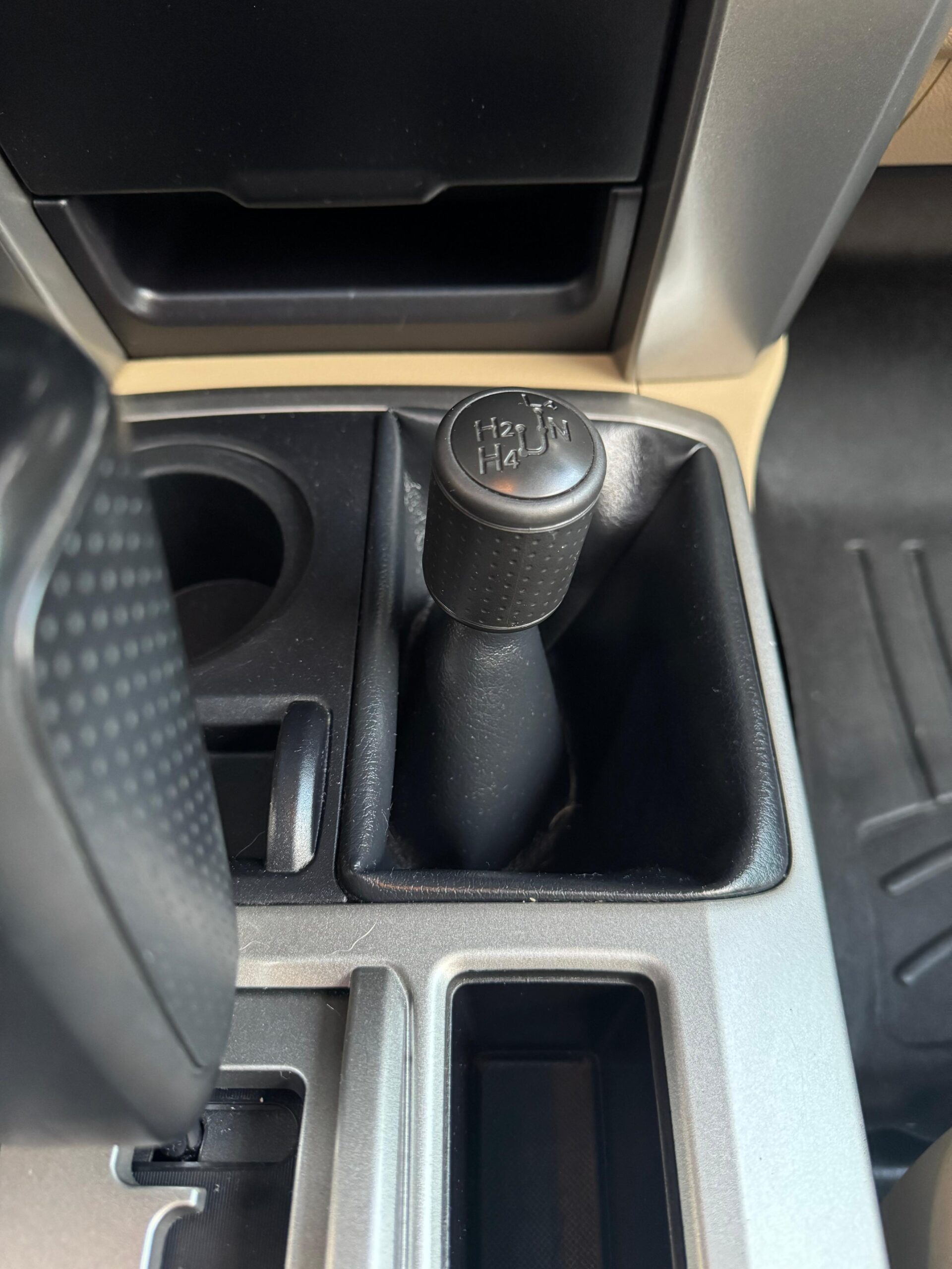 TOYOTA – 4RUNNER SR5 PREMIUM 4.0 4×4 TA
