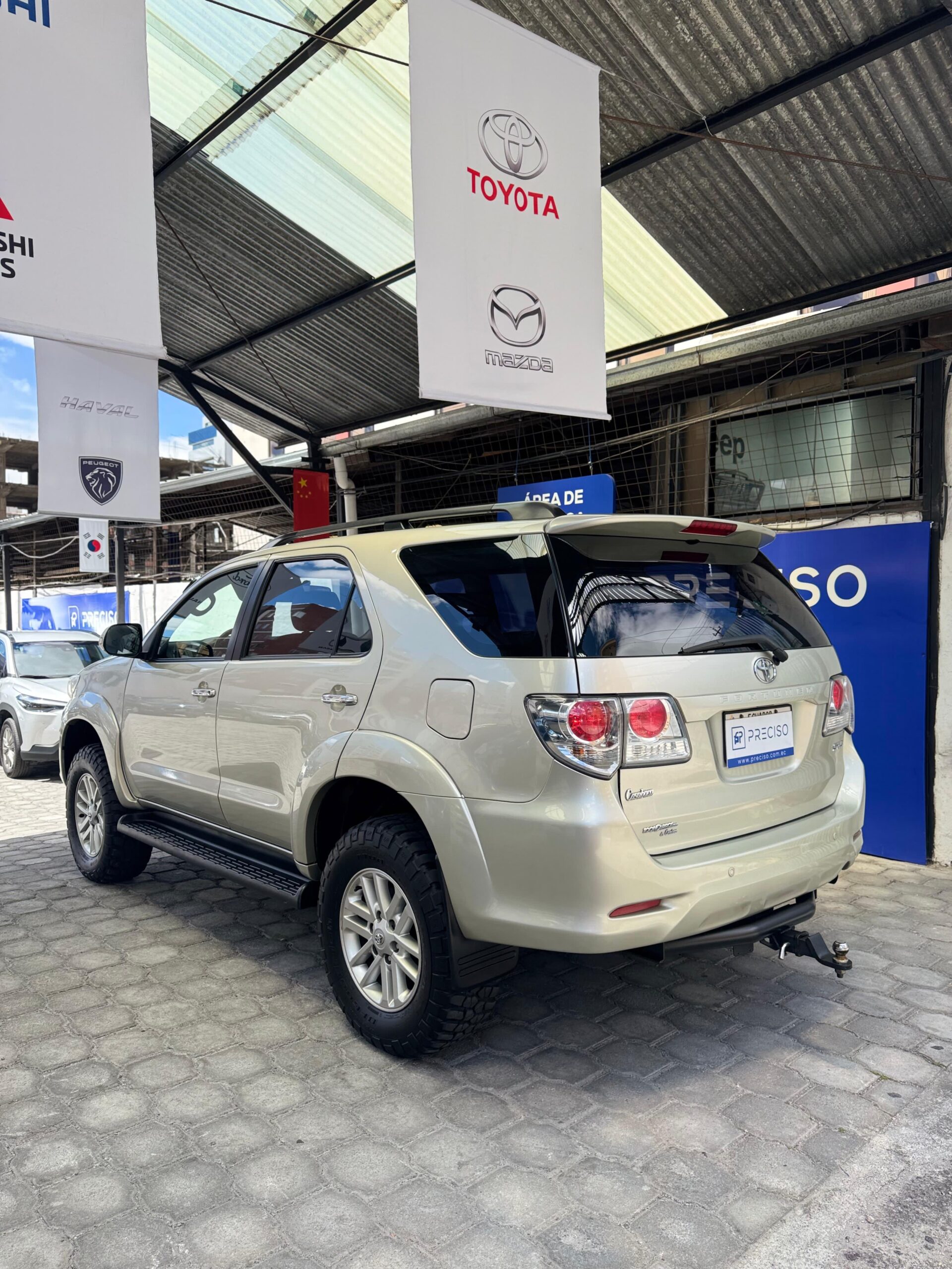 TOYOTA – FORTUNER 2.7 AC 4×4 TM