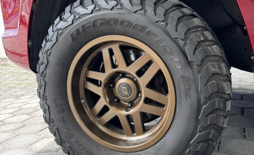 TOYOTA – 4RUNNER SR5 PREMIUM 4.0 4×4 TA