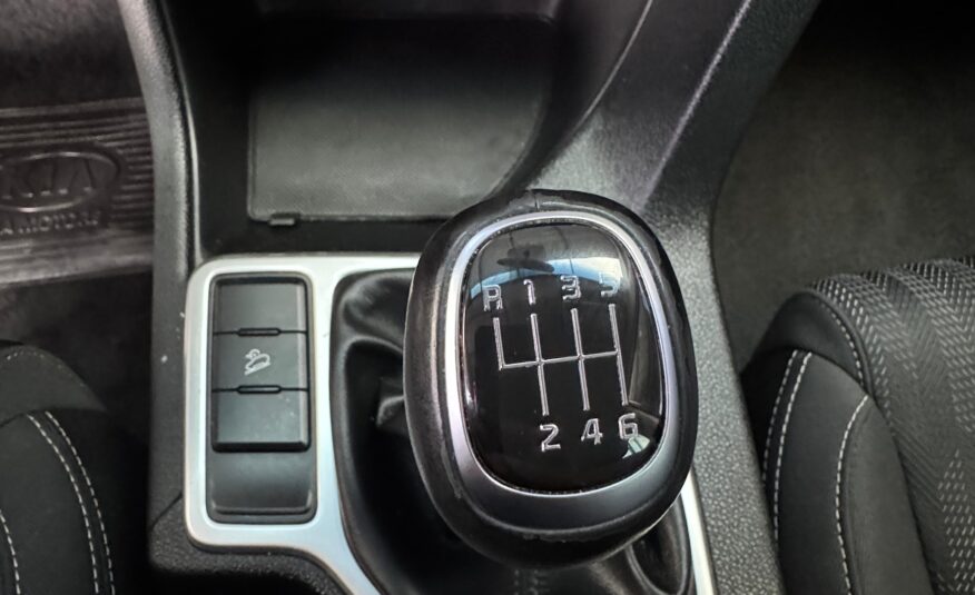 KIA – SPORTAGE LX AC 2.0 5P 4X2 TM