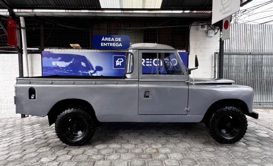 LAND ROVER – JARDINERA