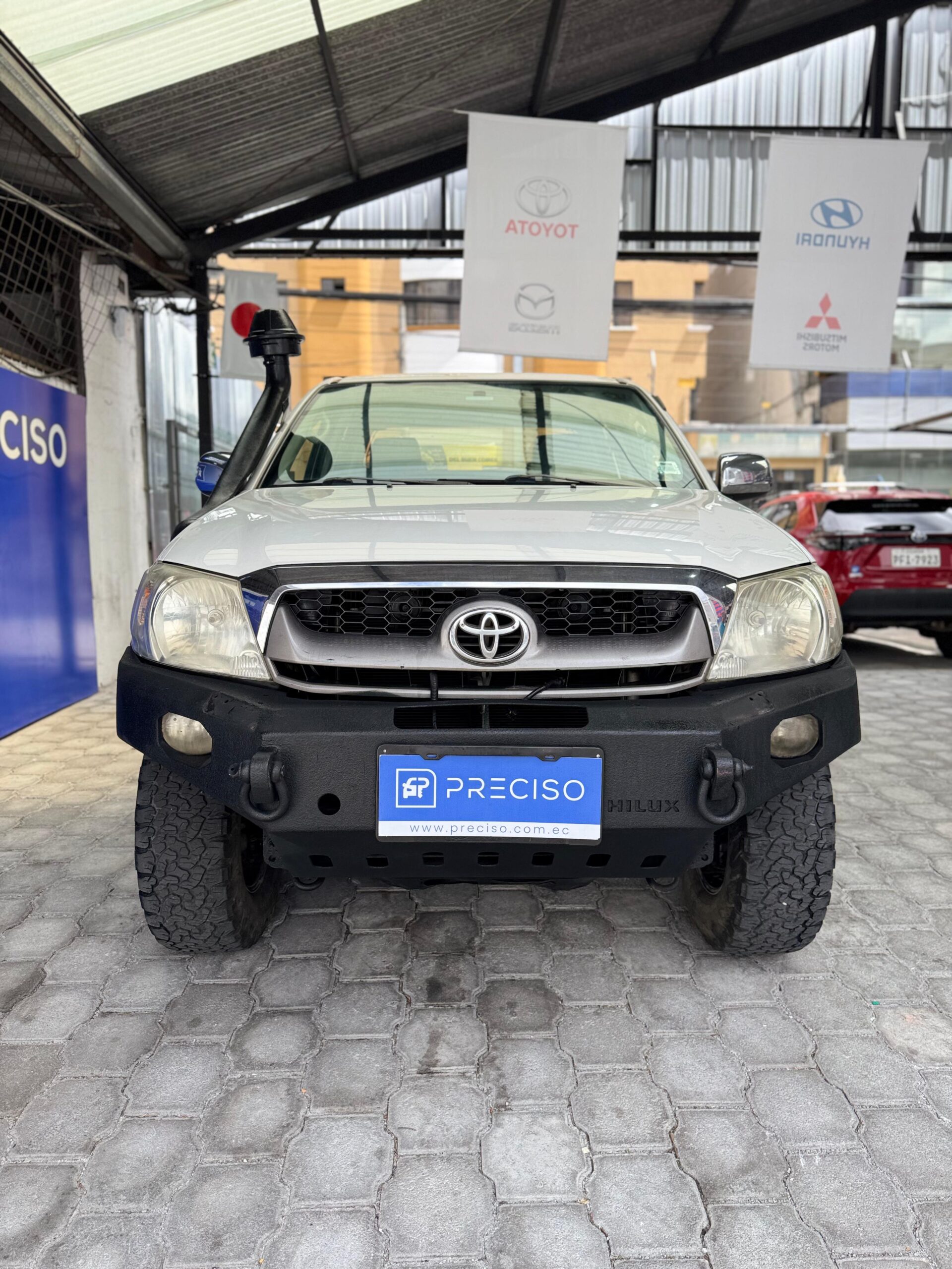 TOYOTA – HILUX SR 2.7 4×4 TM