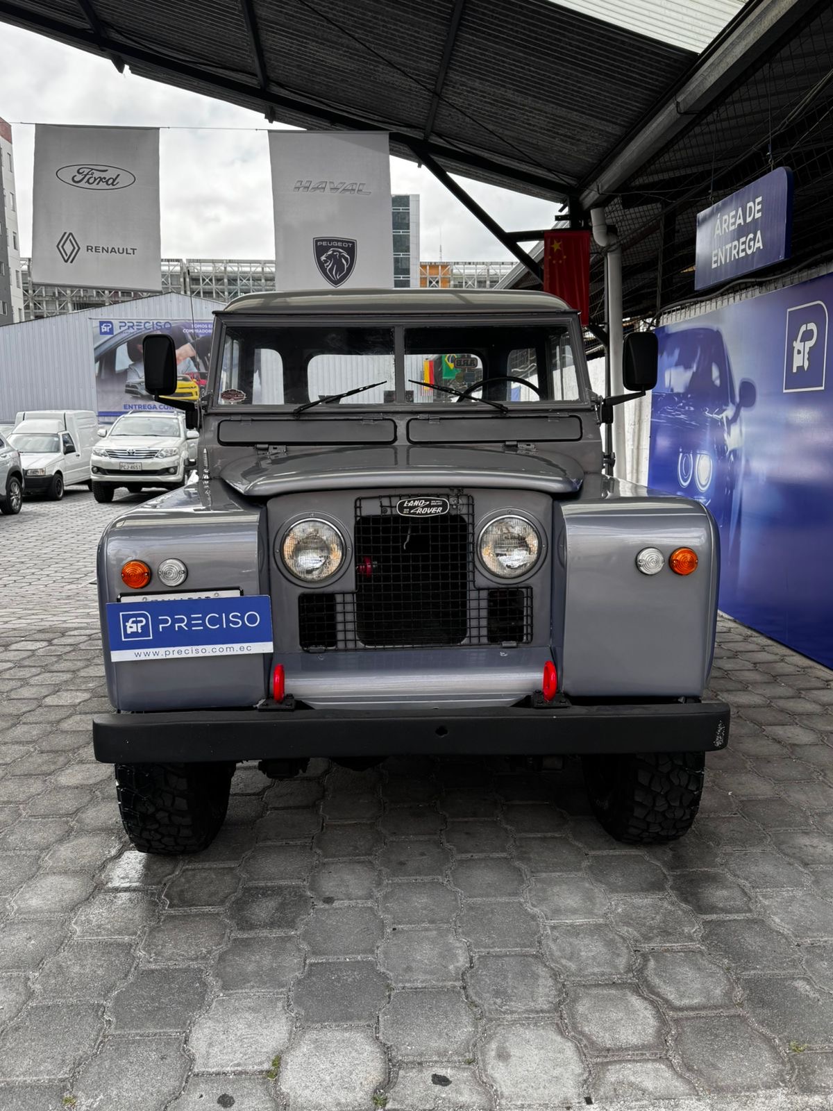 LAND ROVER – JARDINERA