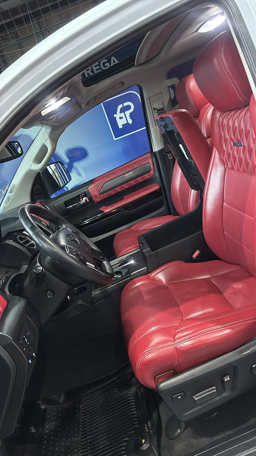TOYOTA – TUNDRA CRW AC 5.7 CD 4×4 TA