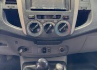TOYOTA – HILUX SR 2.7 4×4 TM