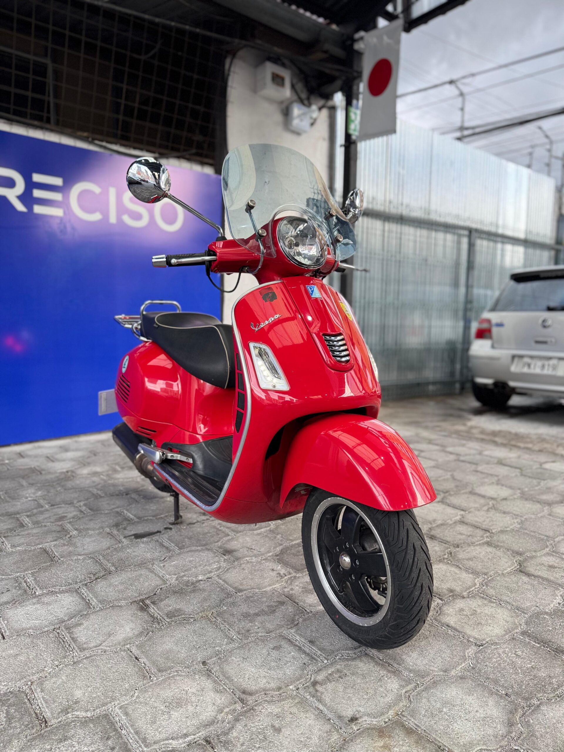 VESPA – GTS 300 SUPER ABS