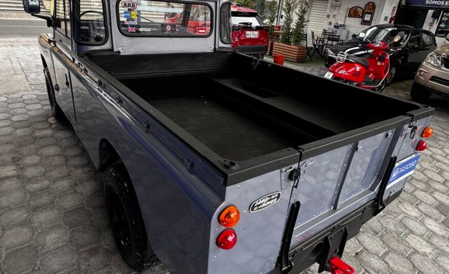 LAND ROVER – JARDINERA
