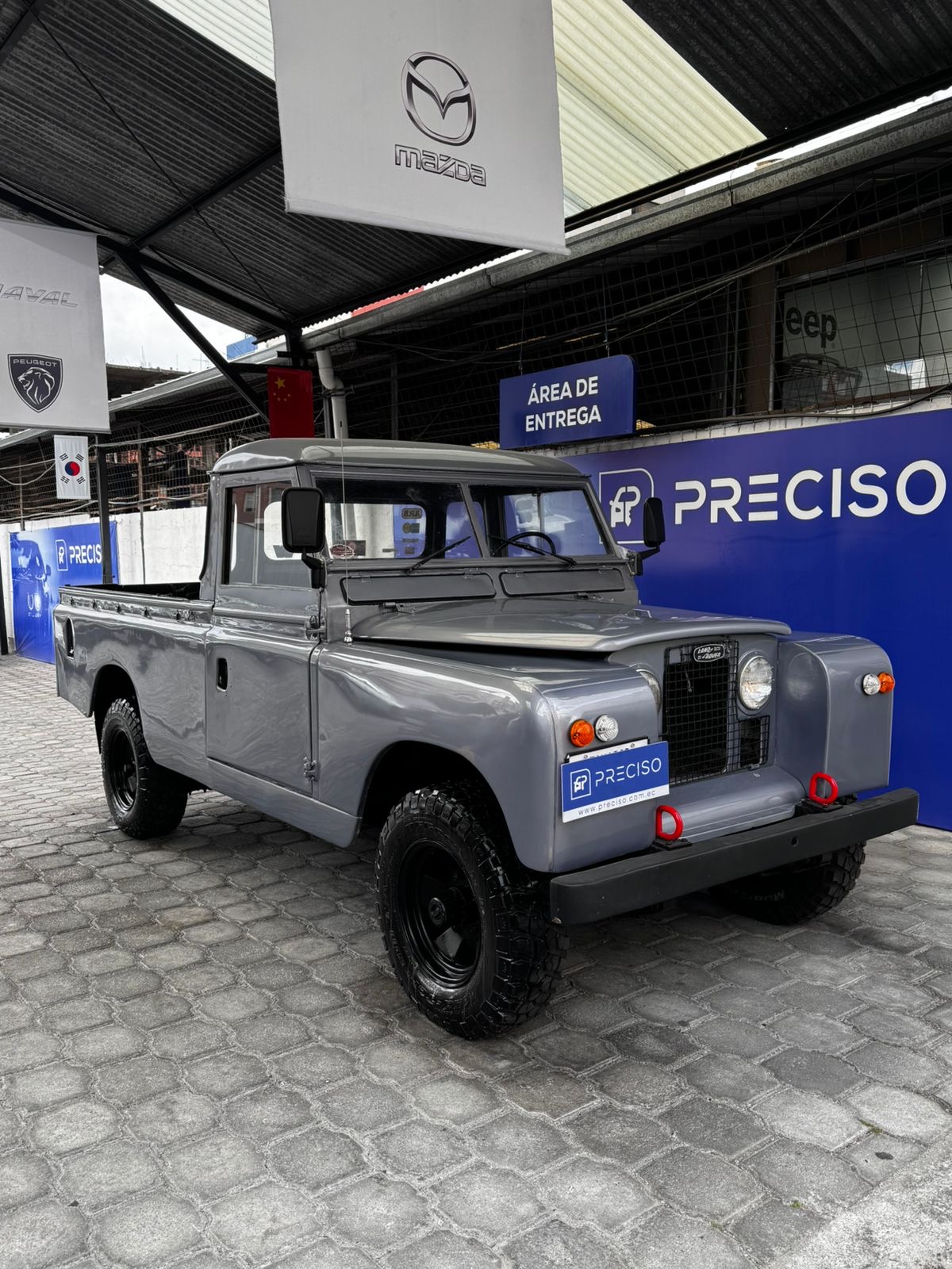 LAND ROVER – JARDINERA