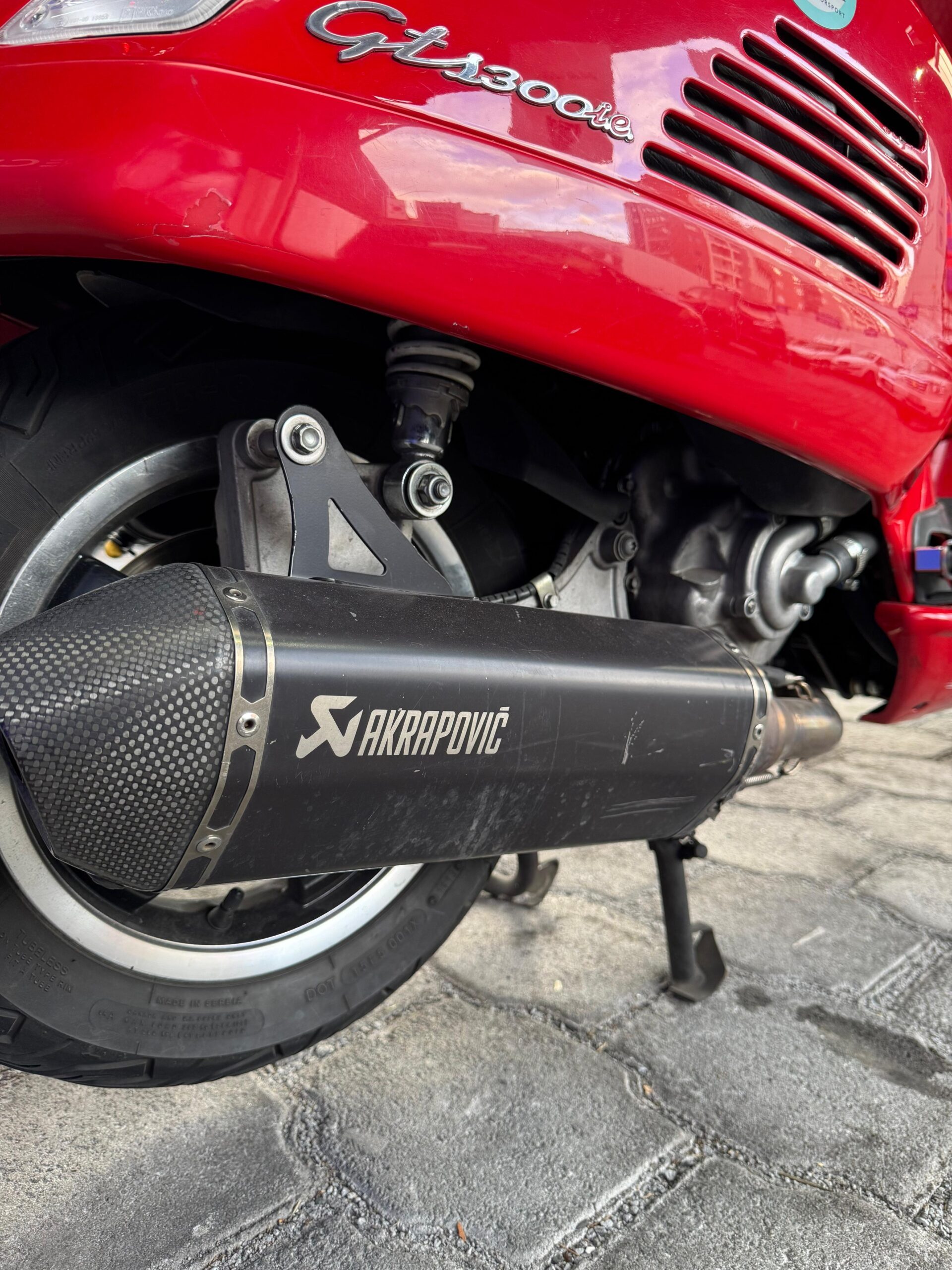 VESPA – GTS 300 SUPER ABS