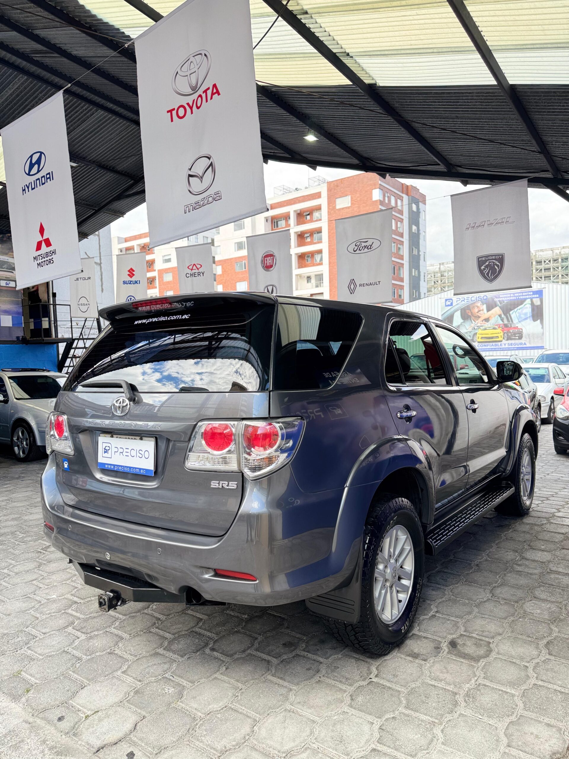 TOYOTA – FORTUNER 2.7 AC 4×4 TM