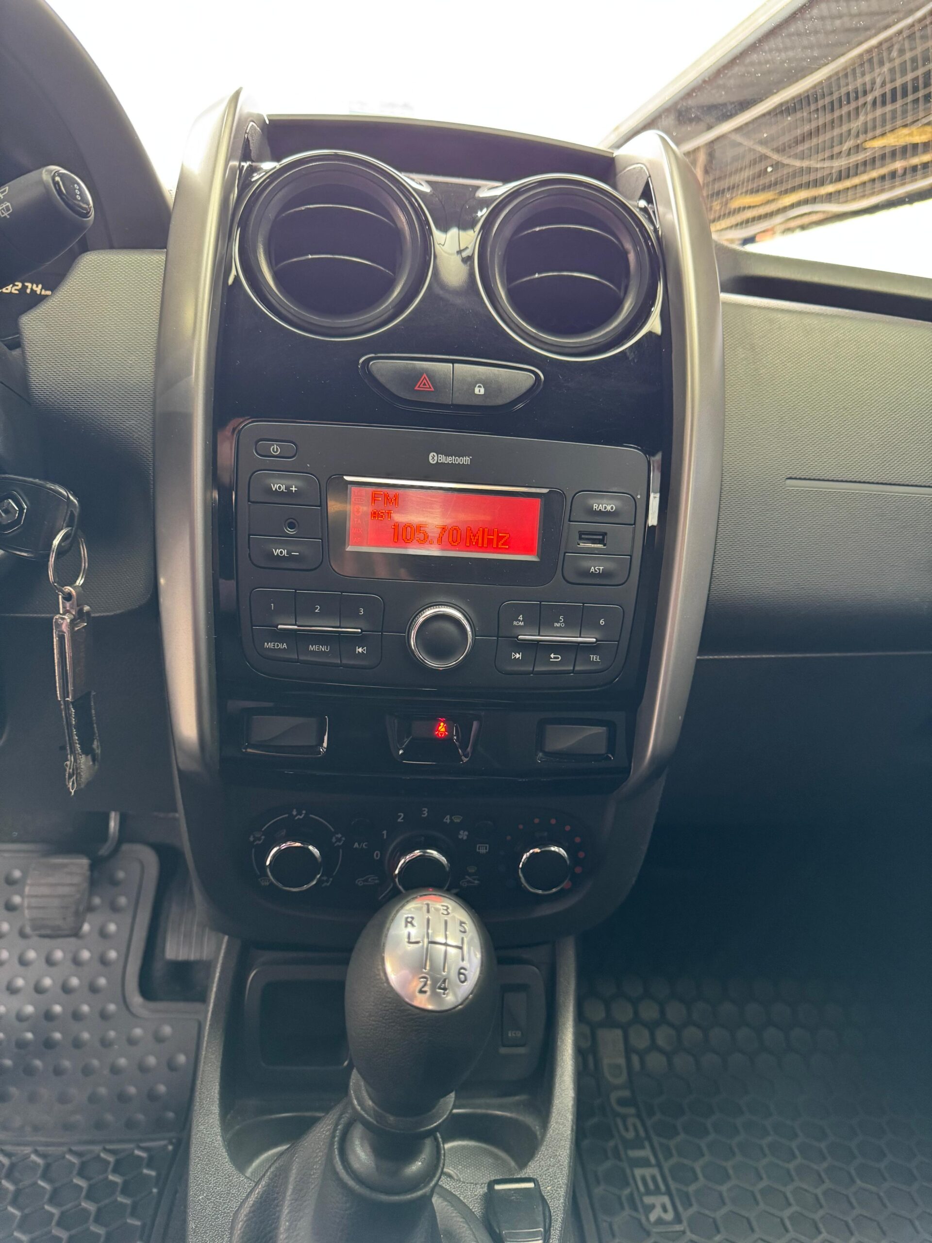 RENAULT – DUSTER ZEN AC 2.0 5P 4X2 TM