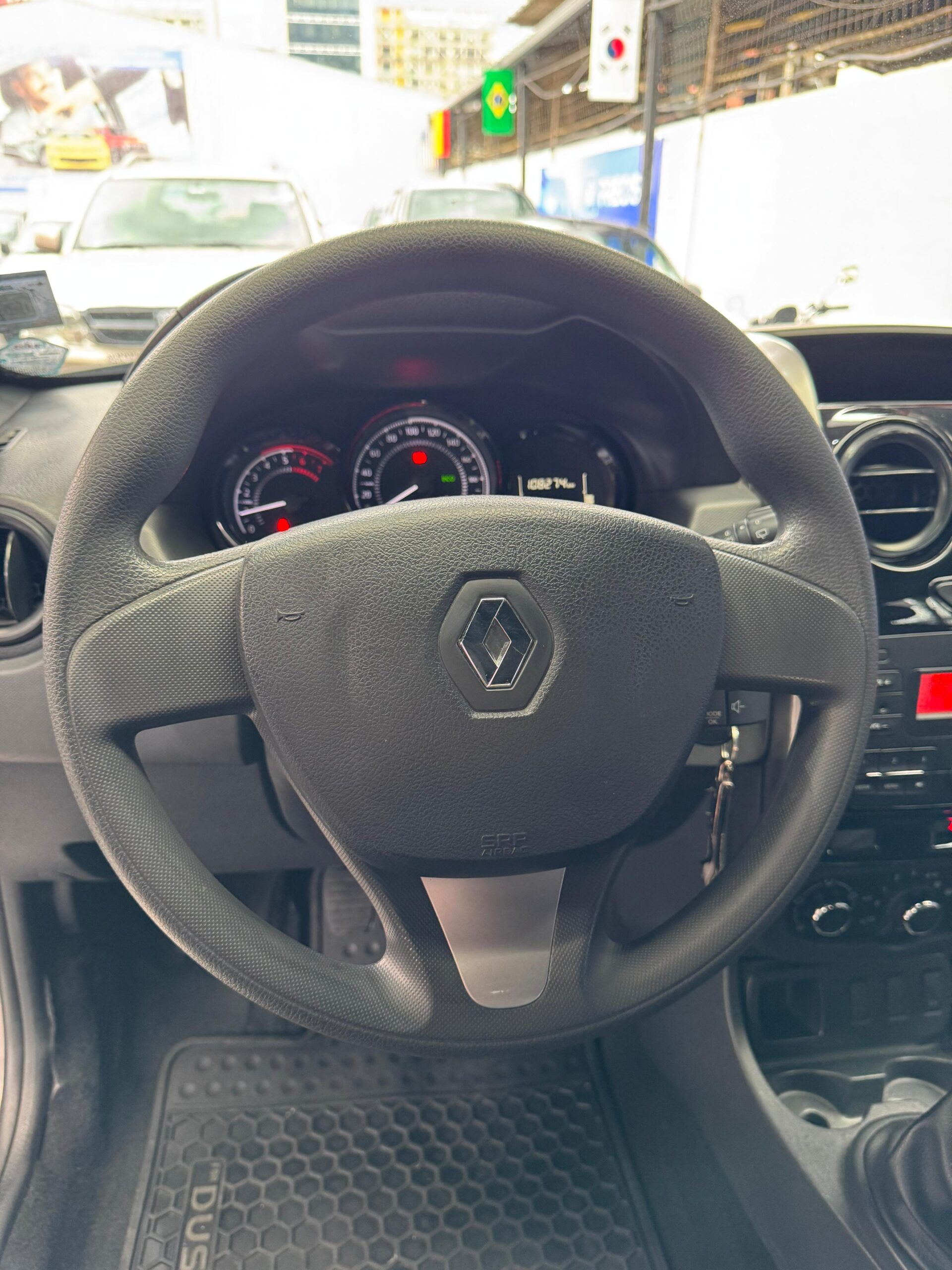 RENAULT – DUSTER ZEN AC 2.0 5P 4X2 TM