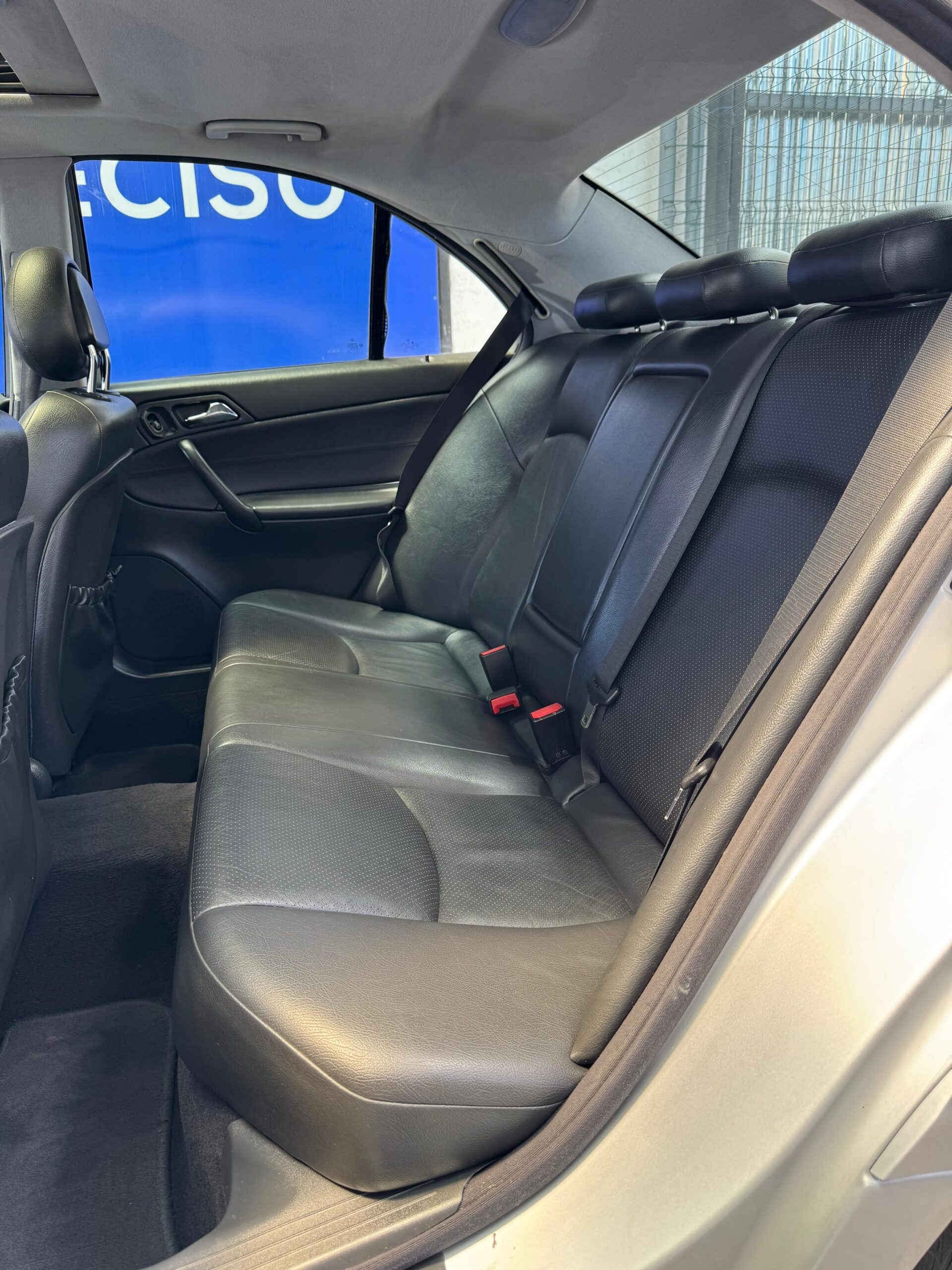 MERCEDES BENZ – C200K AC 2.0 5p 4×2 TM