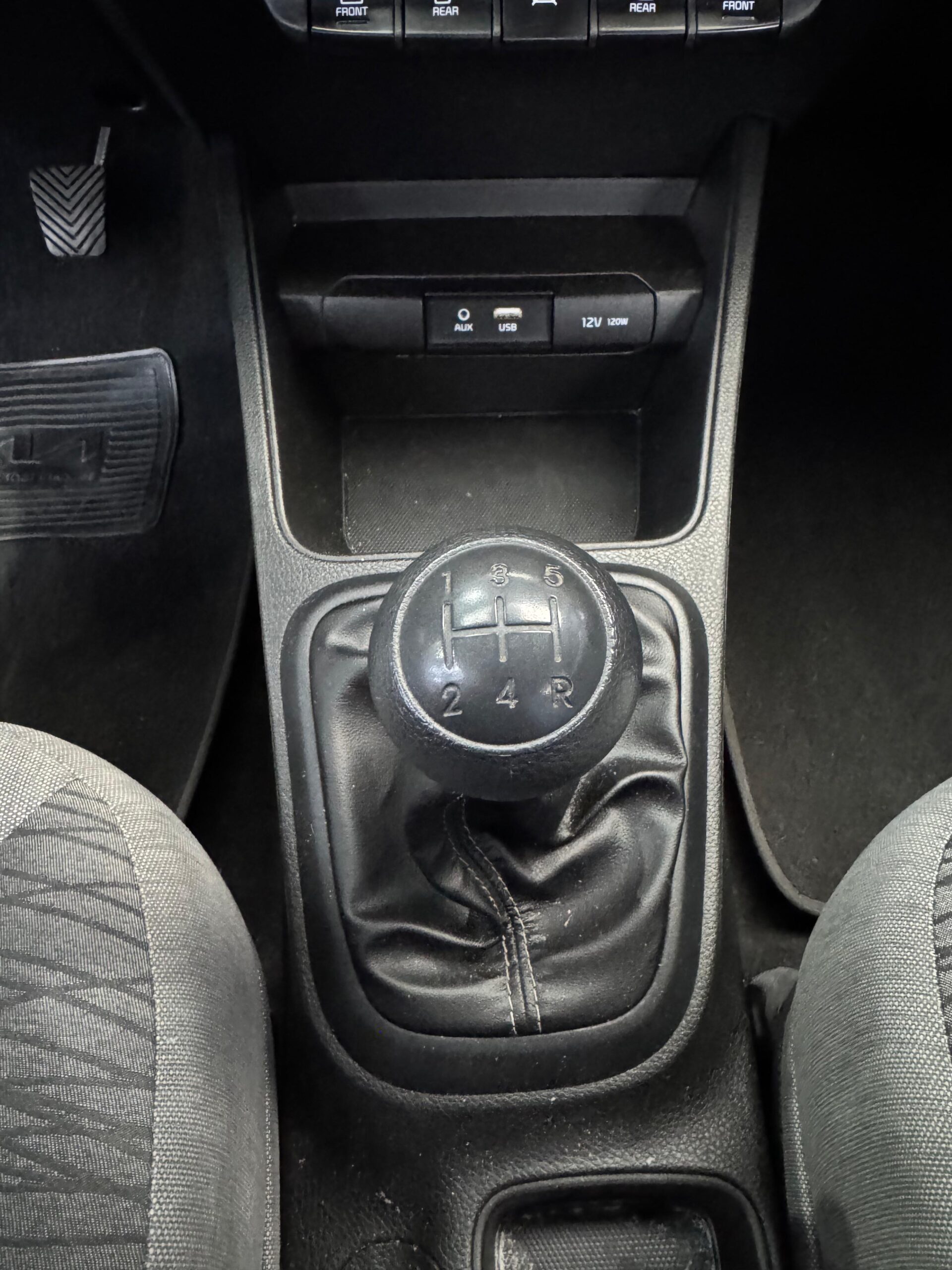 KIA – SOLUTO EX 1.4 AC TM
