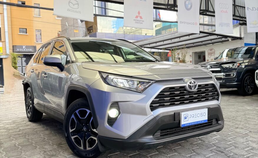 TOYOTA – NEW RAV4 LE 2.0 4×2 TM