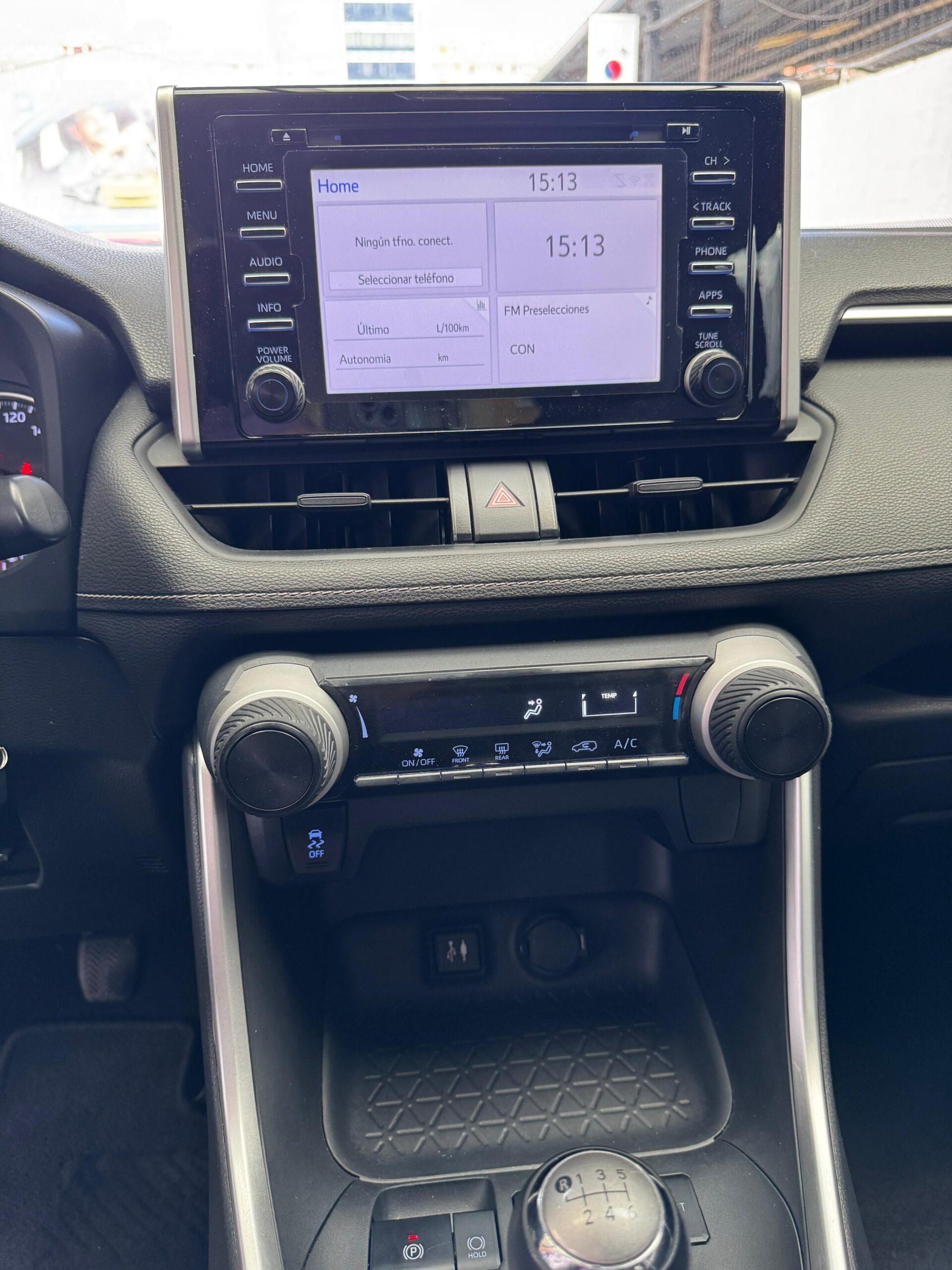 TOYOTA – NEW RAV4 LE 2.0 4×2 TM