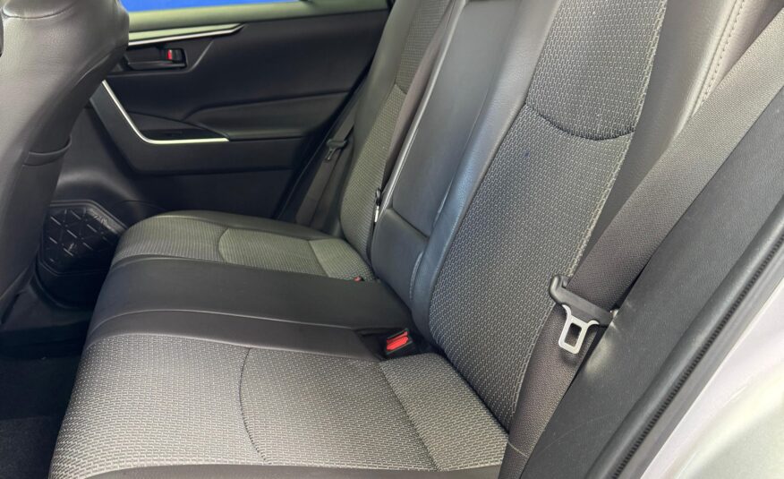 TOYOTA – NEW RAV4 LE 2.0 4×2 TM