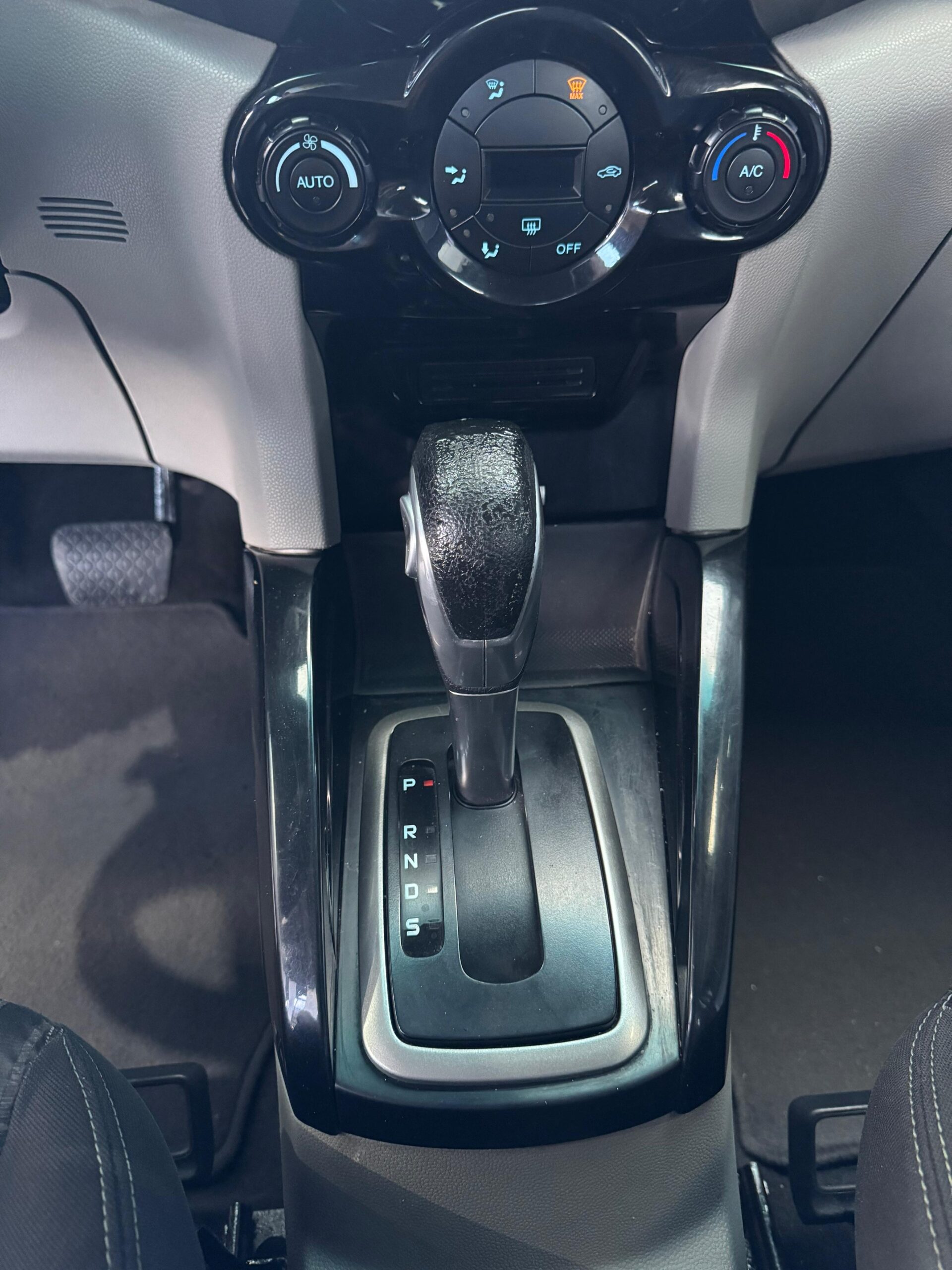 FORD – ECOSPORT TITANIUM 2.0 AC TM
