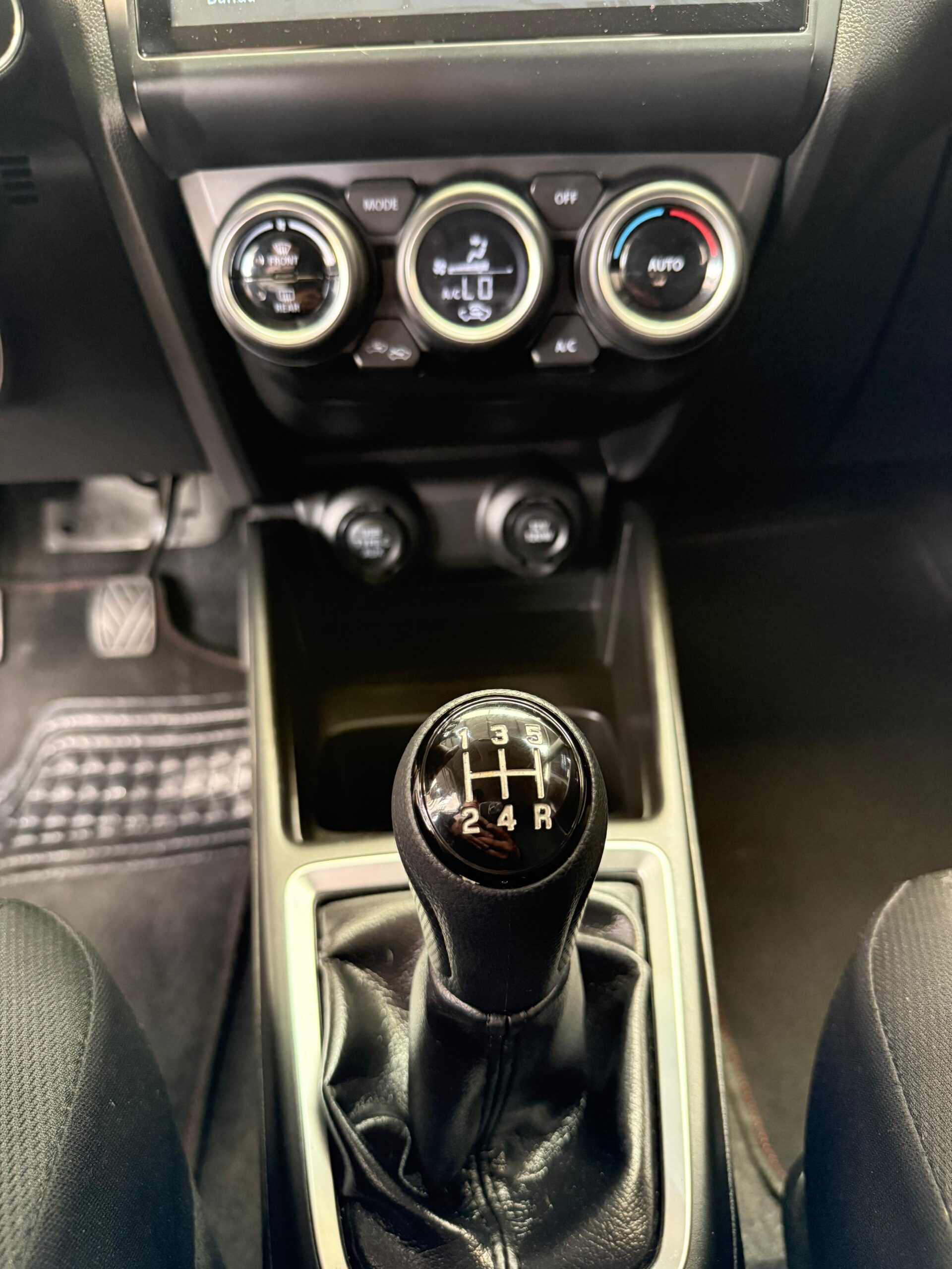 SUZUKI – SWIFT ISG GLS AC 1.2 5P 4X2 TM HYBRID