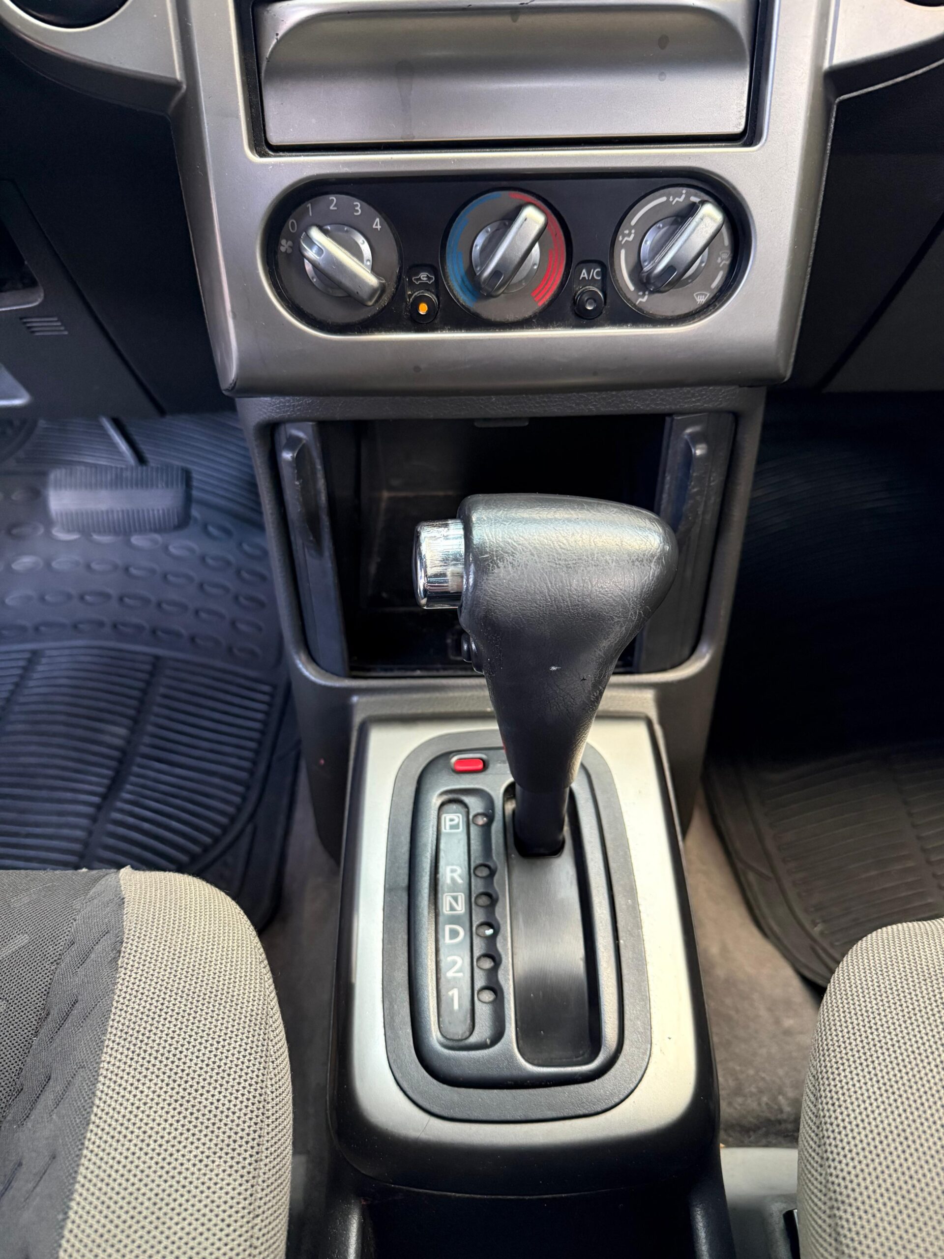 NISSAN – X-TRAIL CLASSIC AC 2.5 4×2 TA