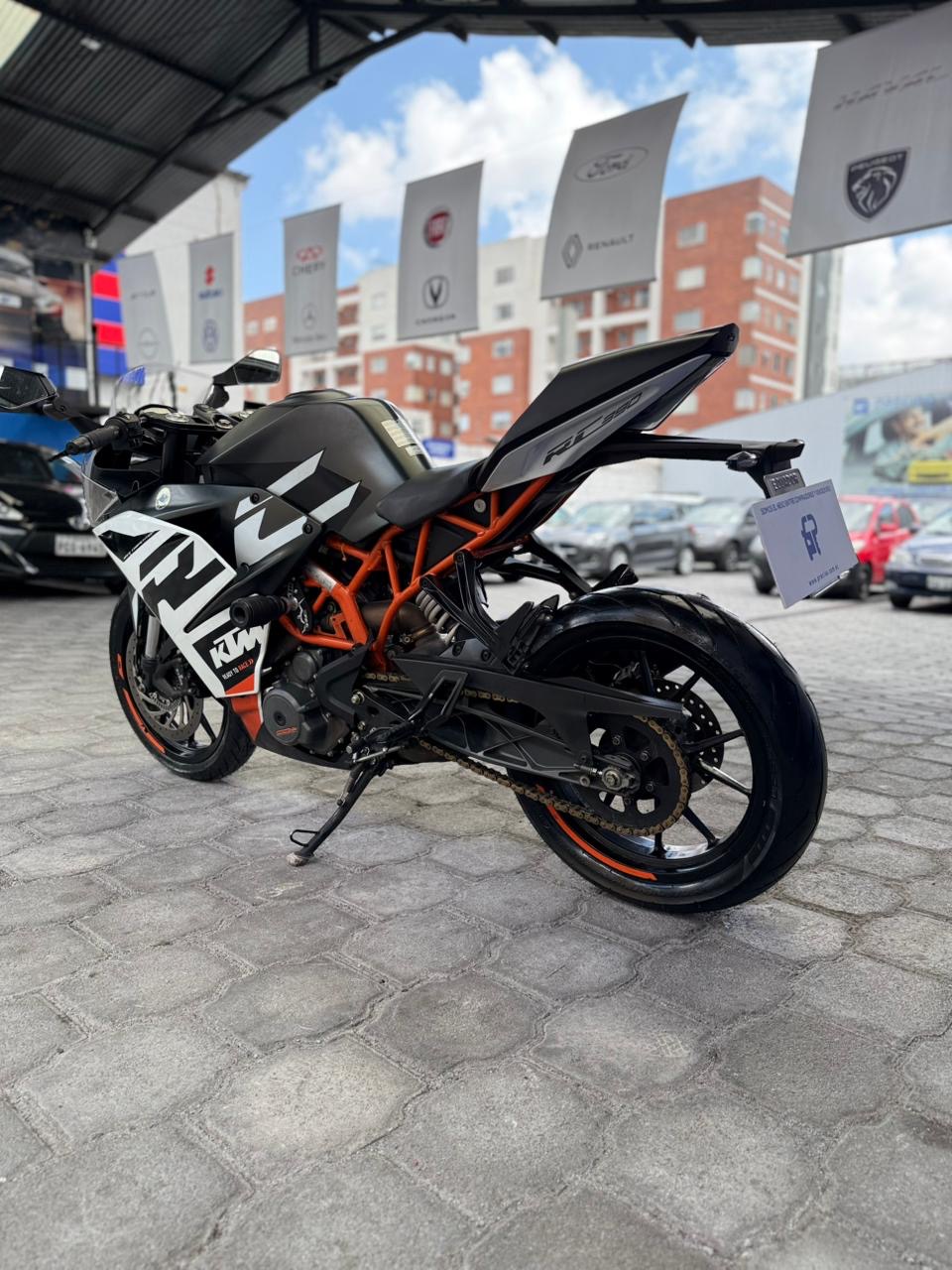 KTM – RC390