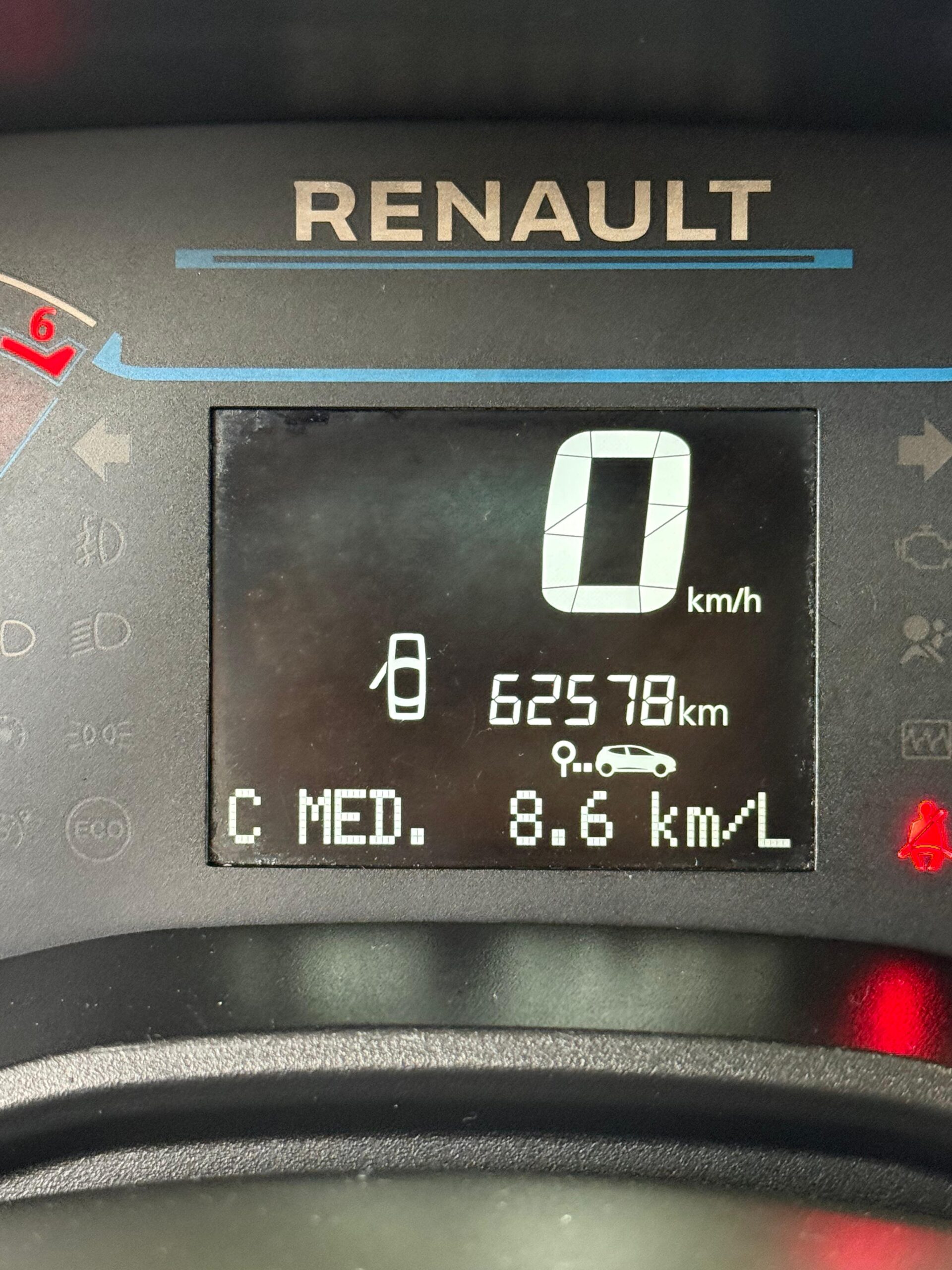 RENAULT – KWID ZEN AC 1.0 TM