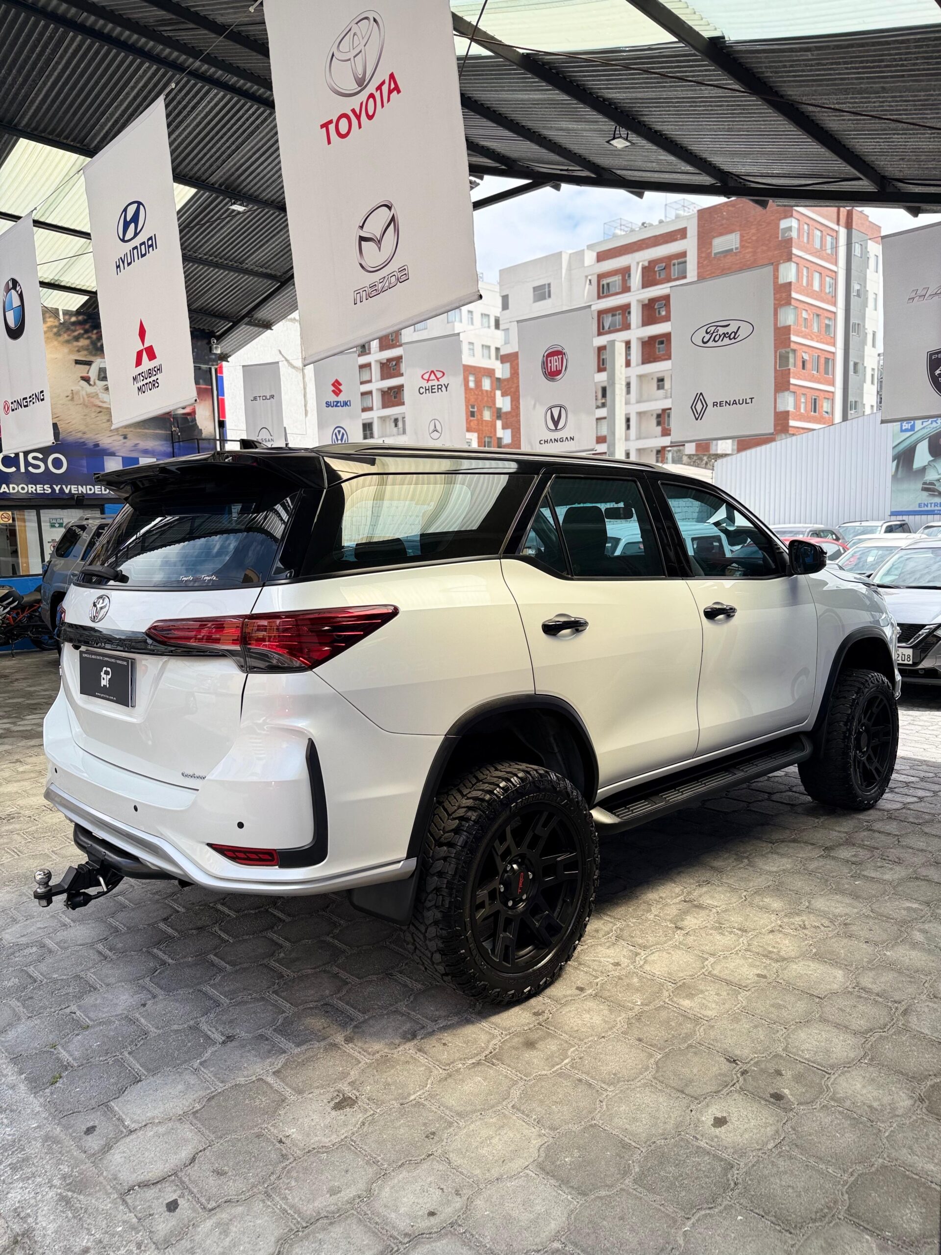 TOYOTA – NEW FORTUNER AC 2.7 4×4 TM