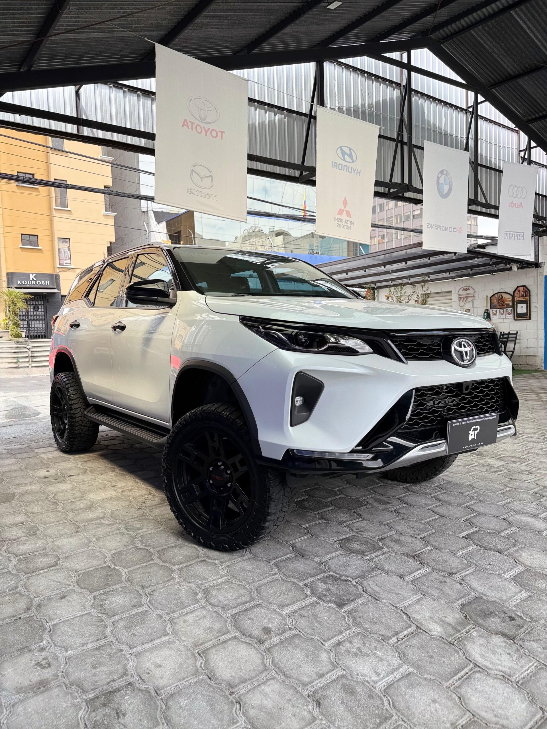 TOYOTA – NEW FORTUNER AC 2.7 4×4 TM