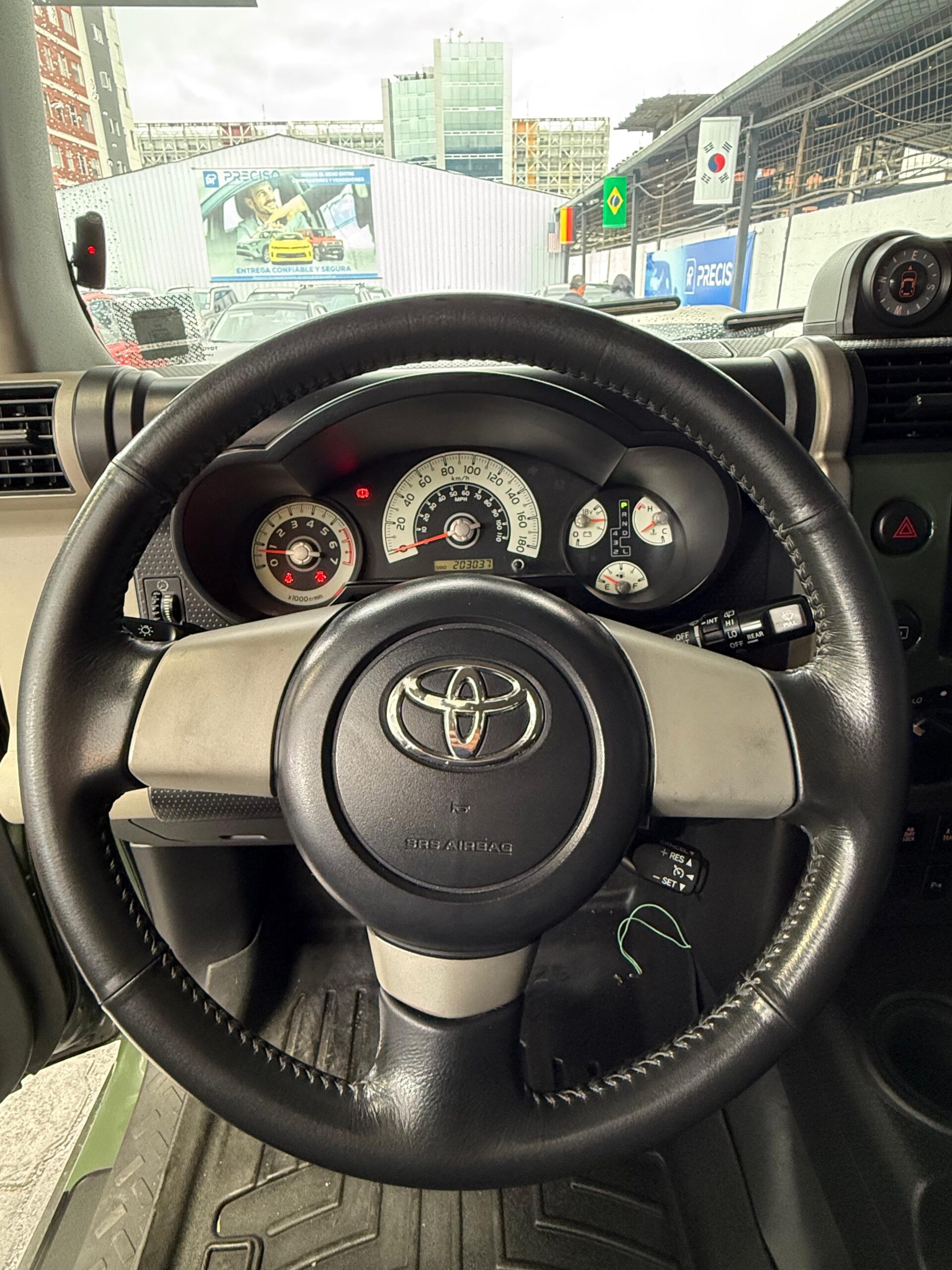 TOYOTA – FJ CRUISER AC 4.0 4×4 TA
