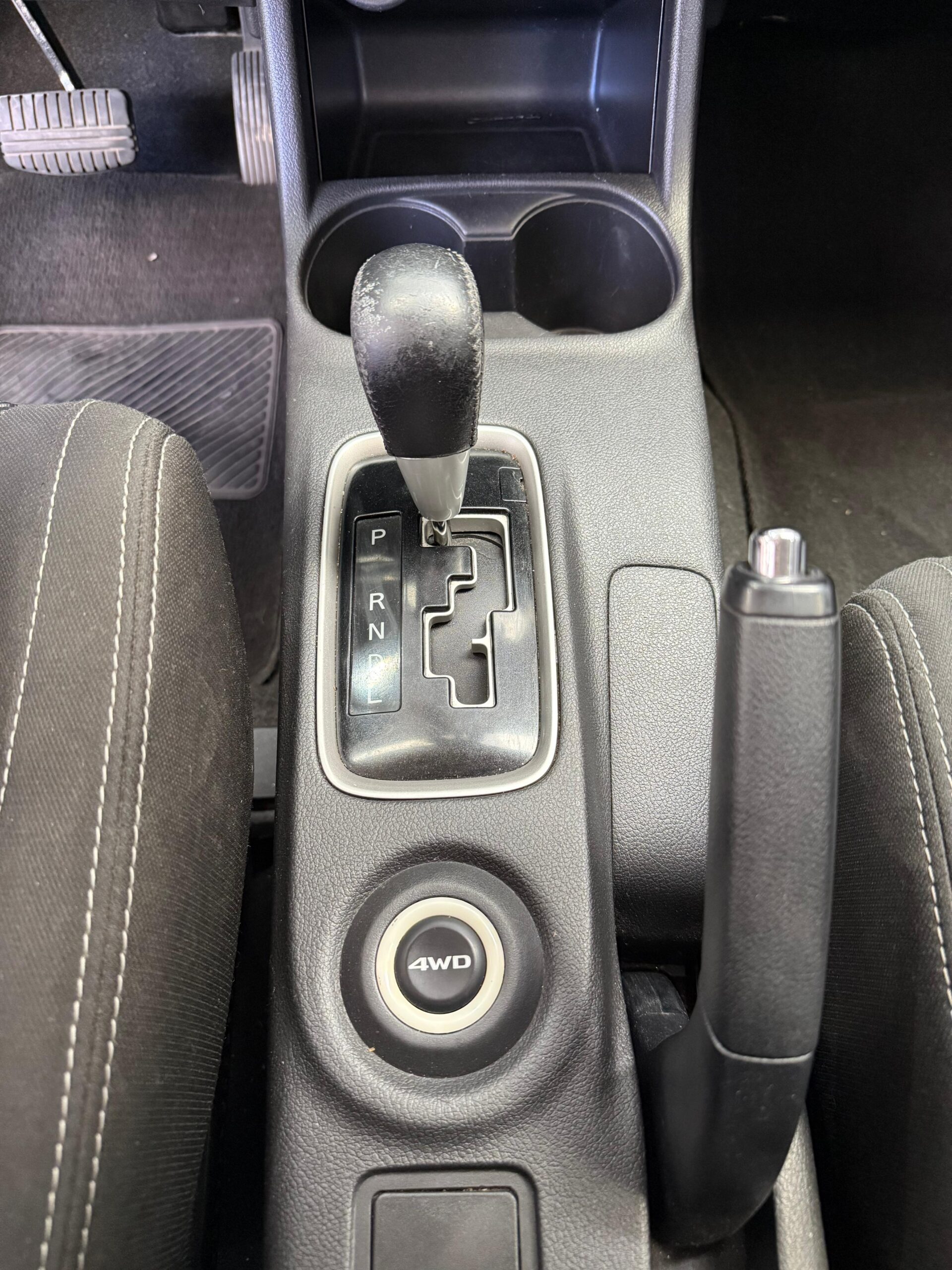 MITSUBISHI – OUTLANDER AC 2.4 4×4 TA