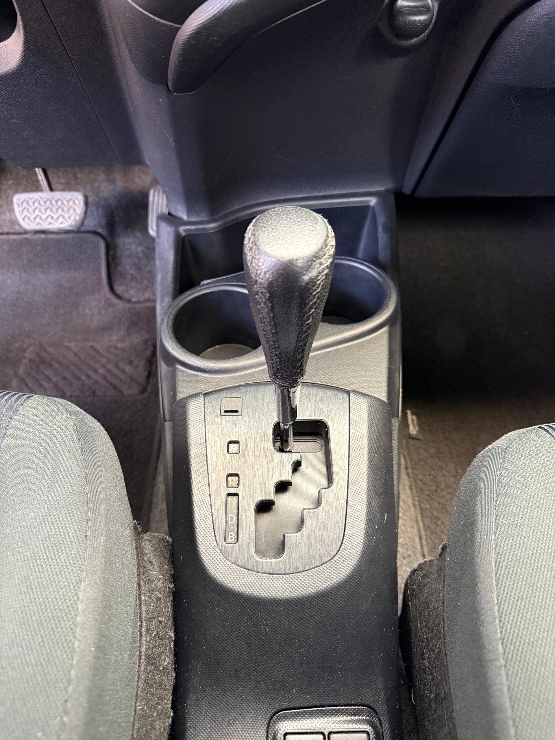 TOYOTA – PRIUS C AC 1.5 TA