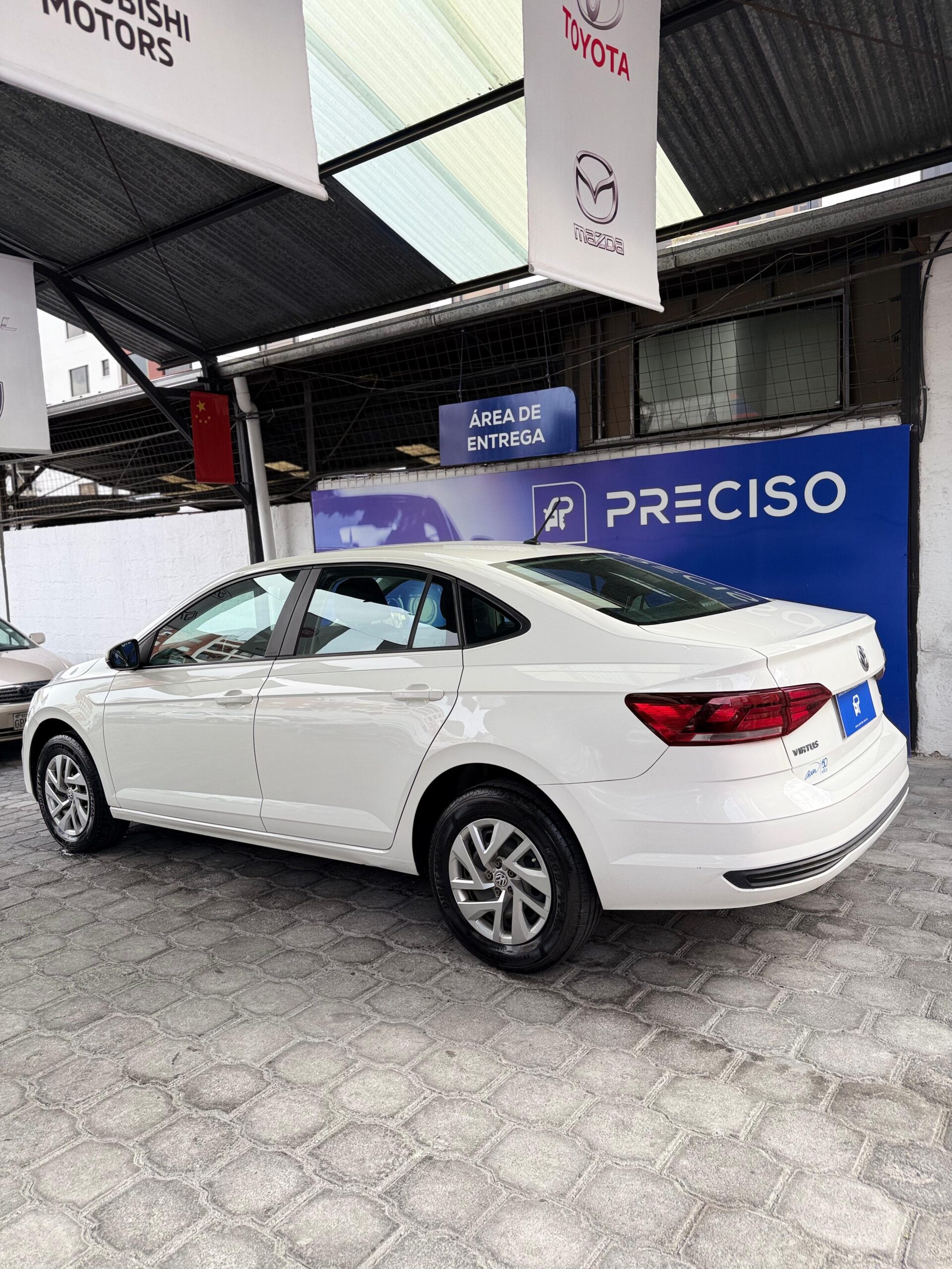 VOLKSWAGEN – VIRTUS TRENDLINE AC 1.6 5p 4×2 TM