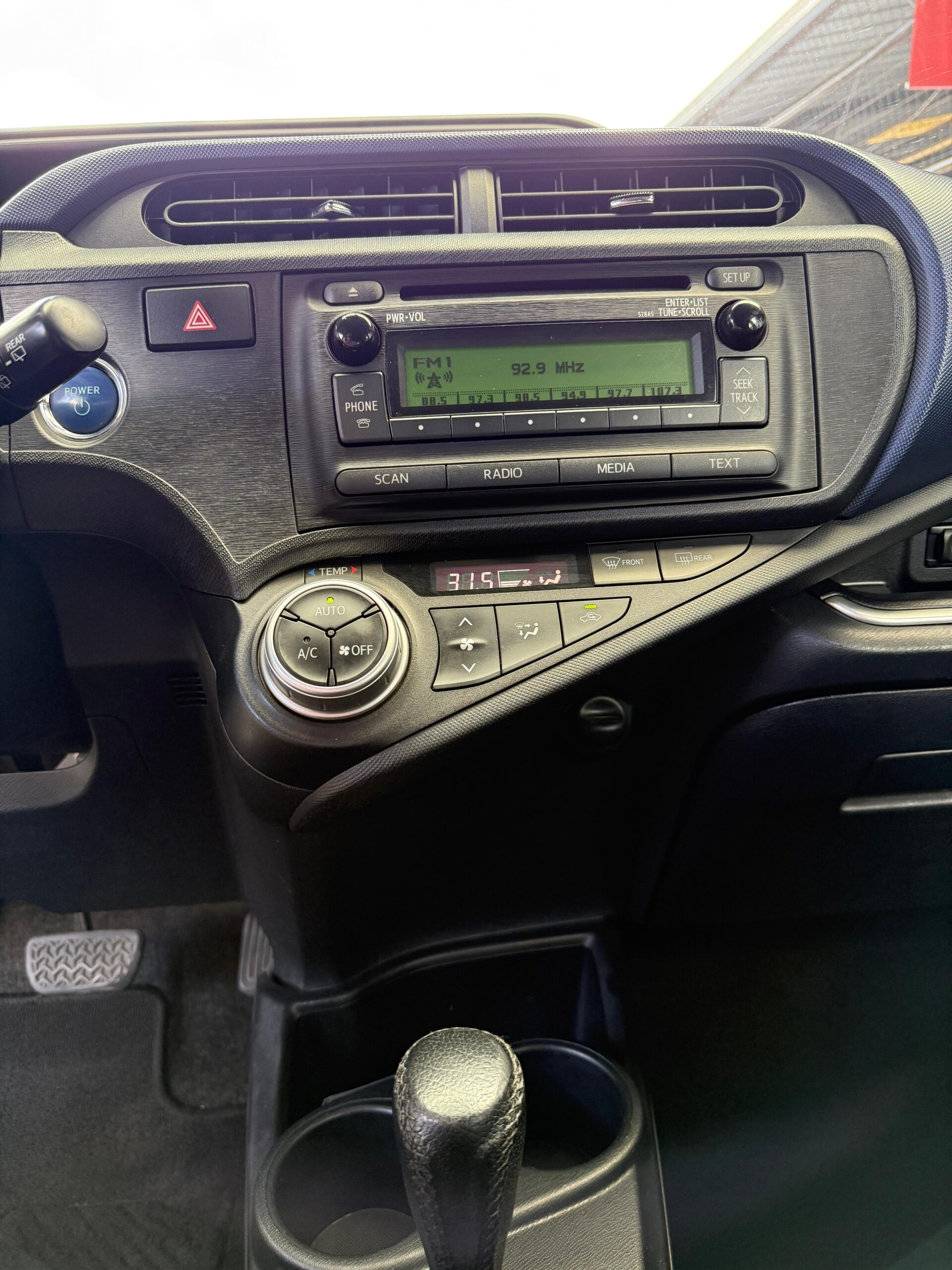 TOYOTA – PRIUS C AC 1.5 TA