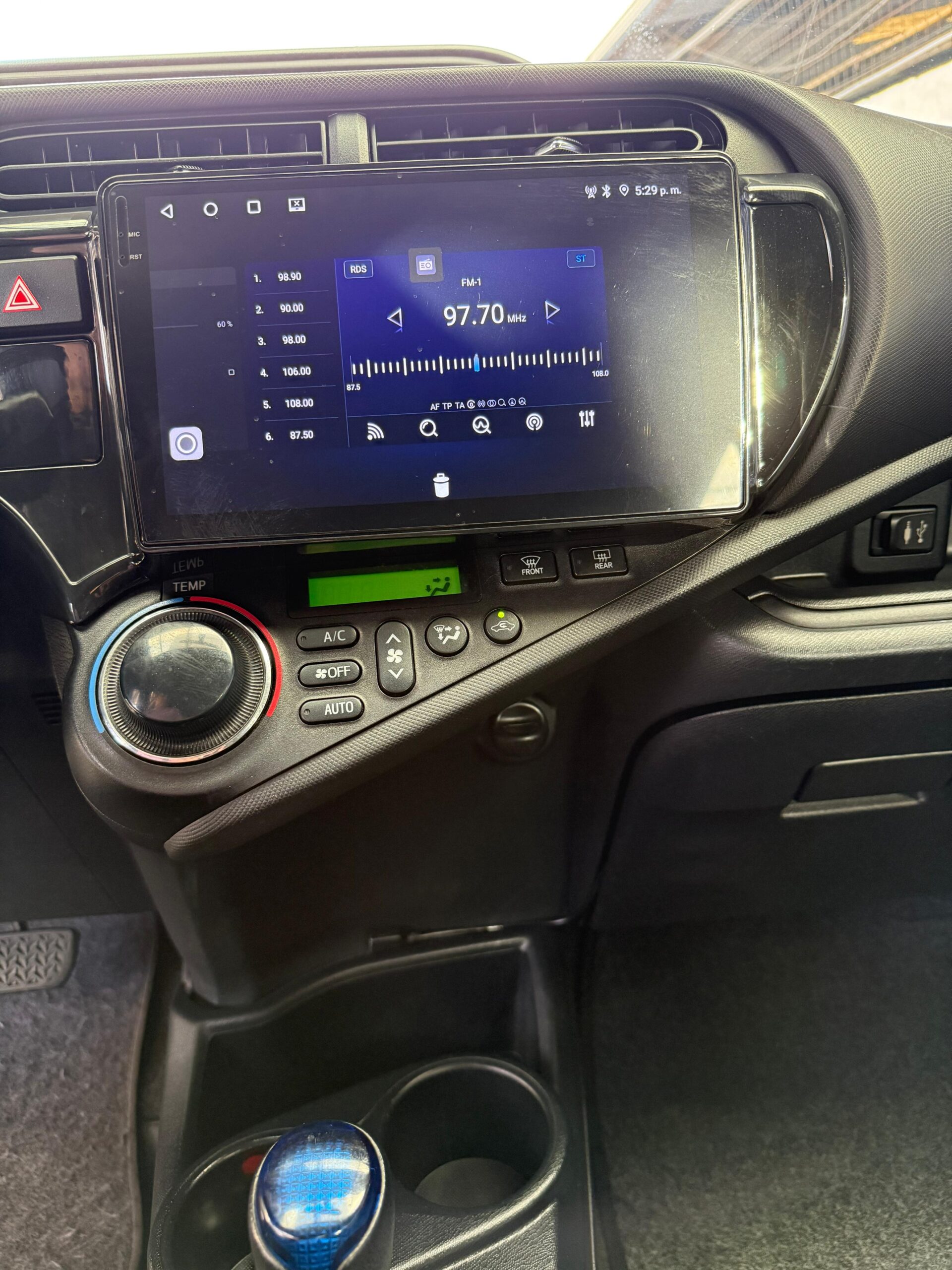 TOYOTA – PRIUS C SPORT AC 1.5 4×2 TA