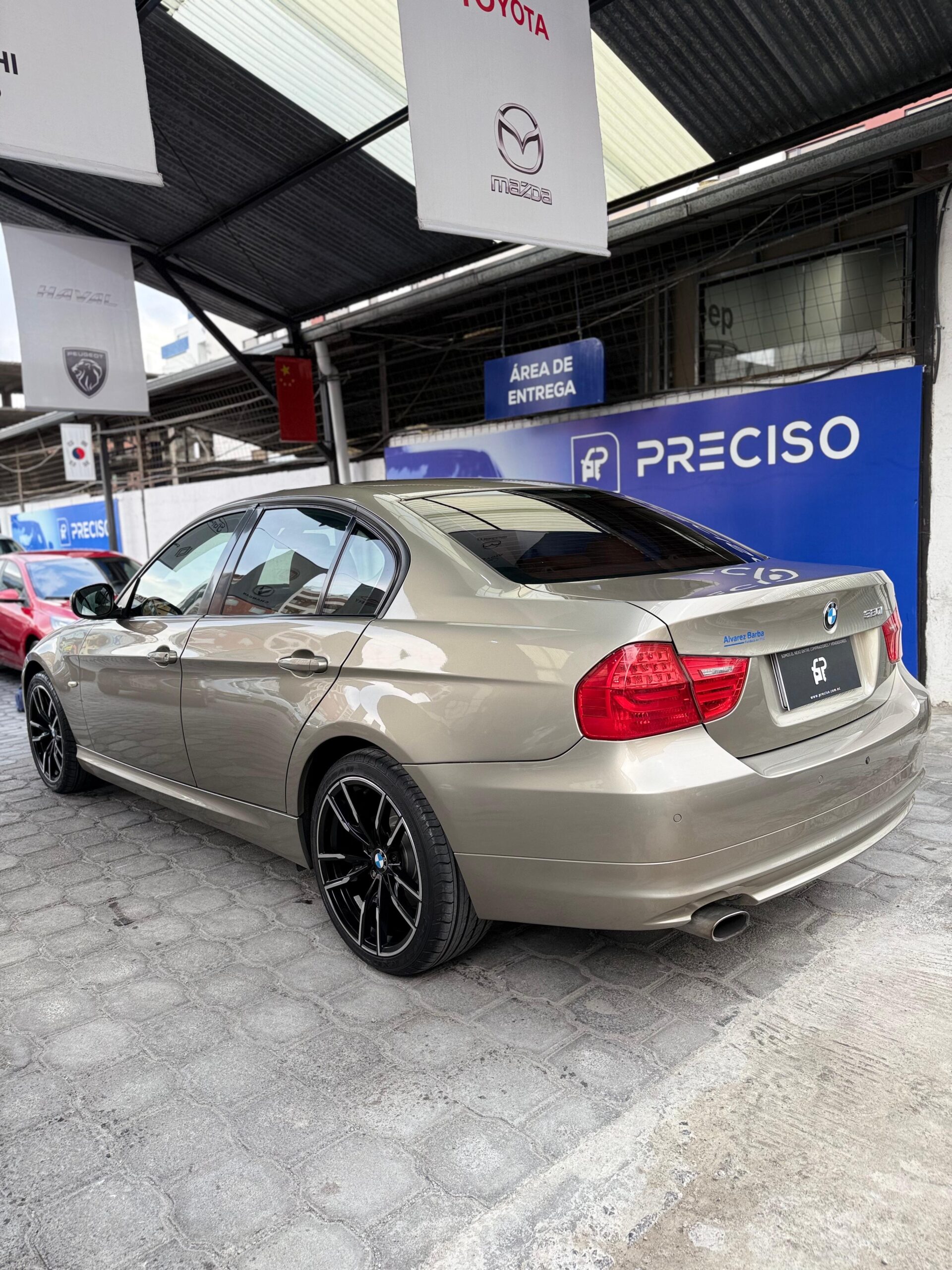 BMW – 320i AC 5p 4×2 TM
