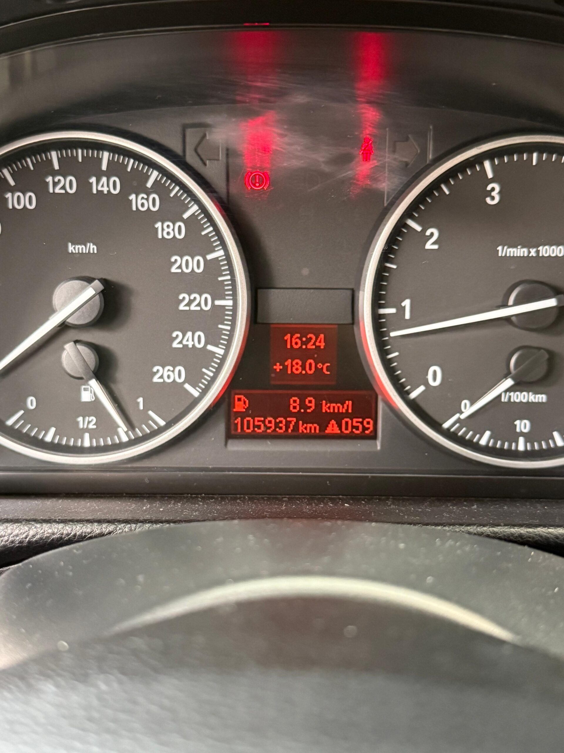 BMW – 320i AC 5p 4×2 TM